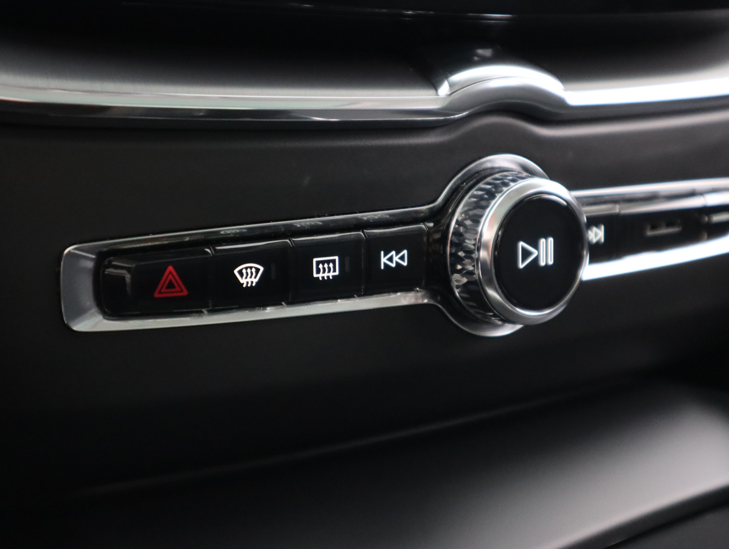 VOLVO XC60 34