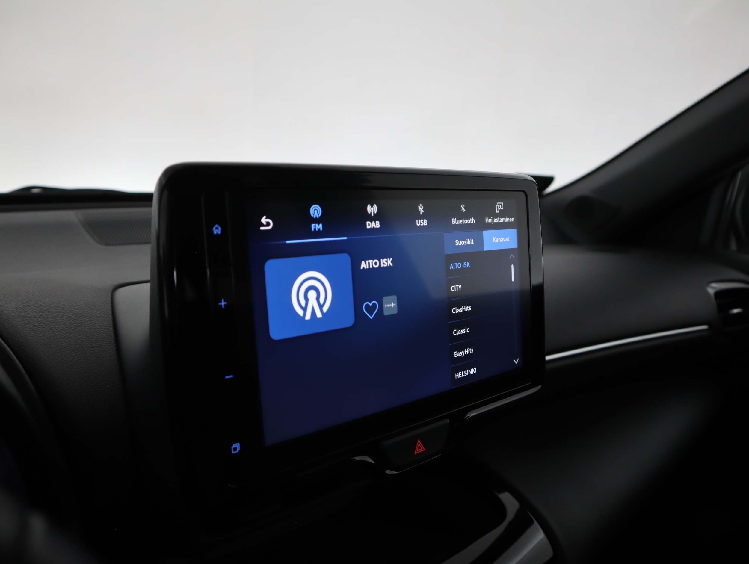 TOYOTA Yaris Cross 2023