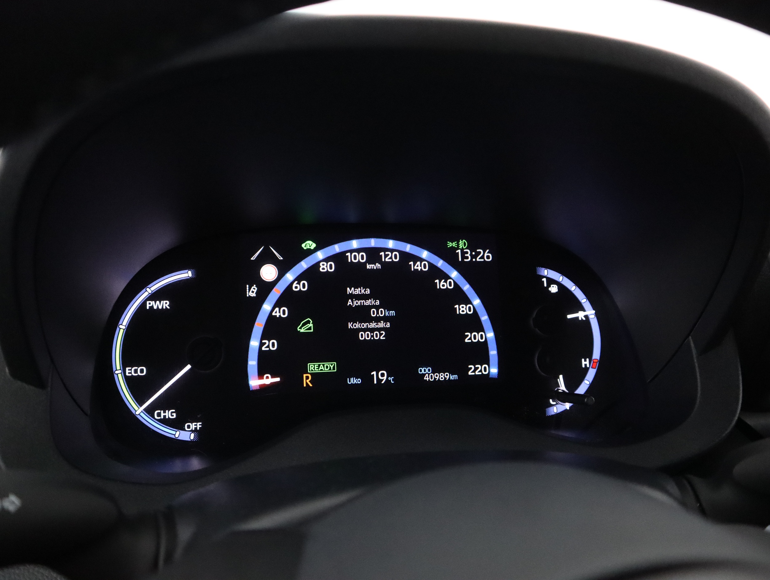 TOYOTA Yaris Cross 2023