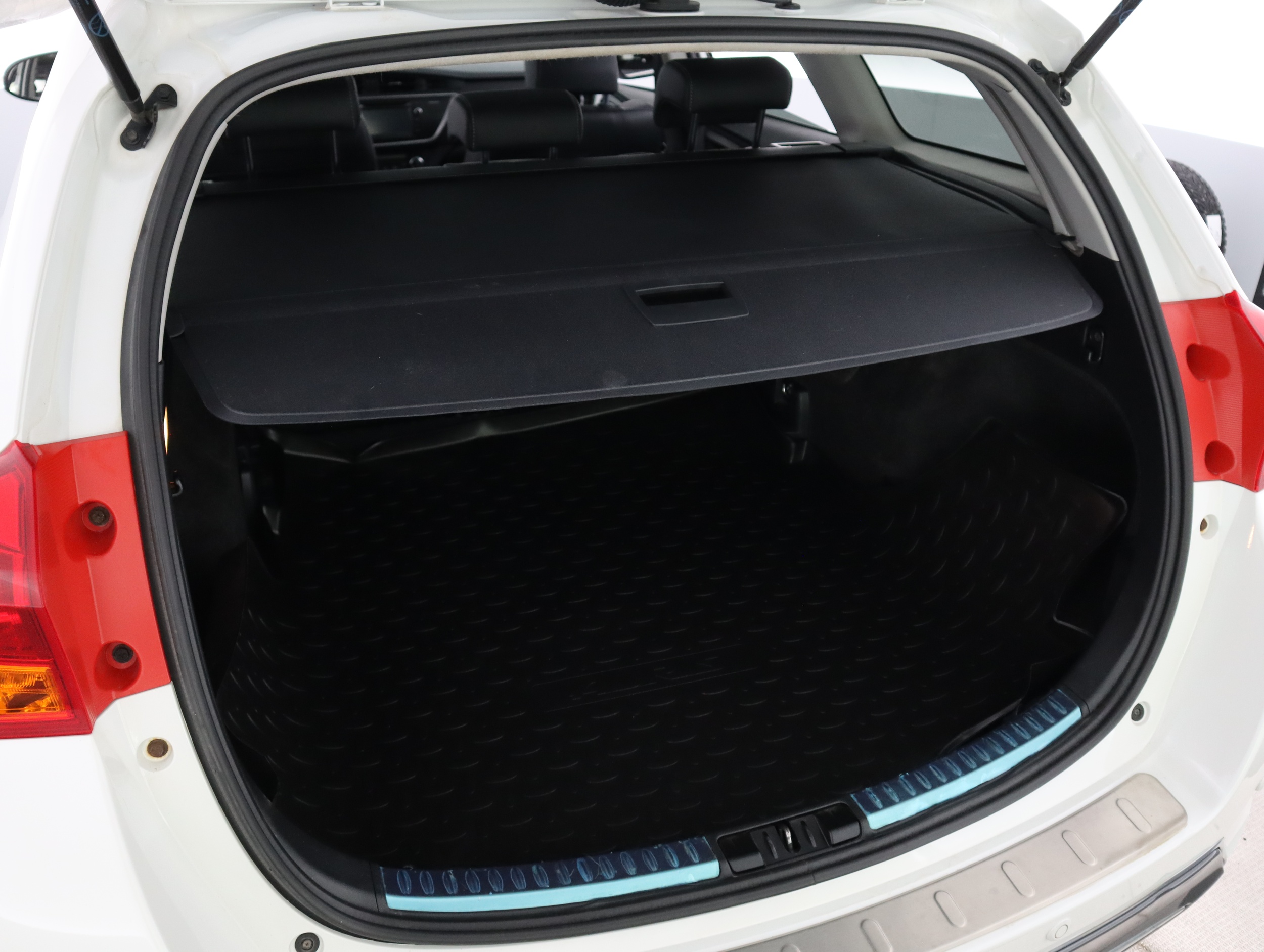TOYOTA Auris 2014