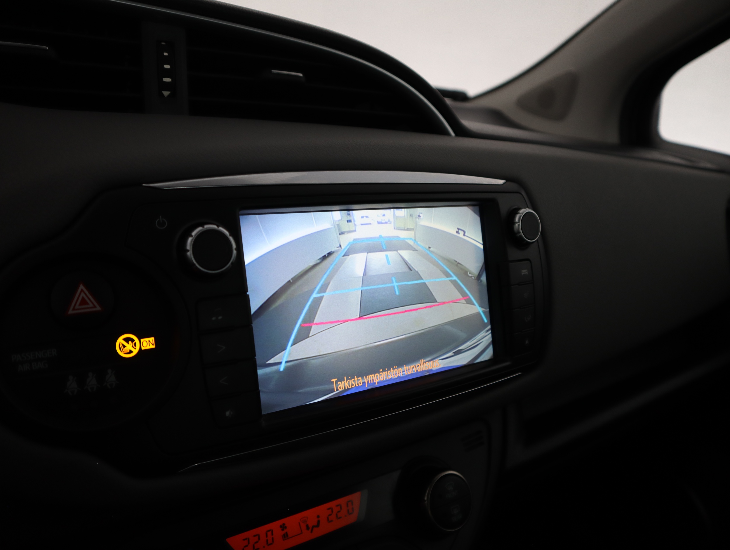 TOYOTA Yaris 2016
