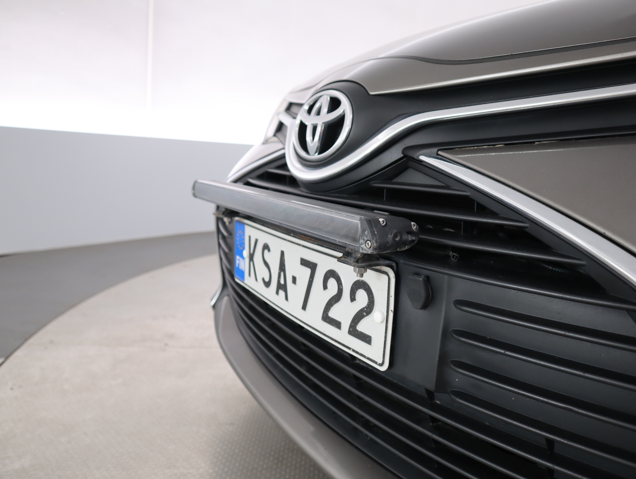 TOYOTA Yaris 2016
