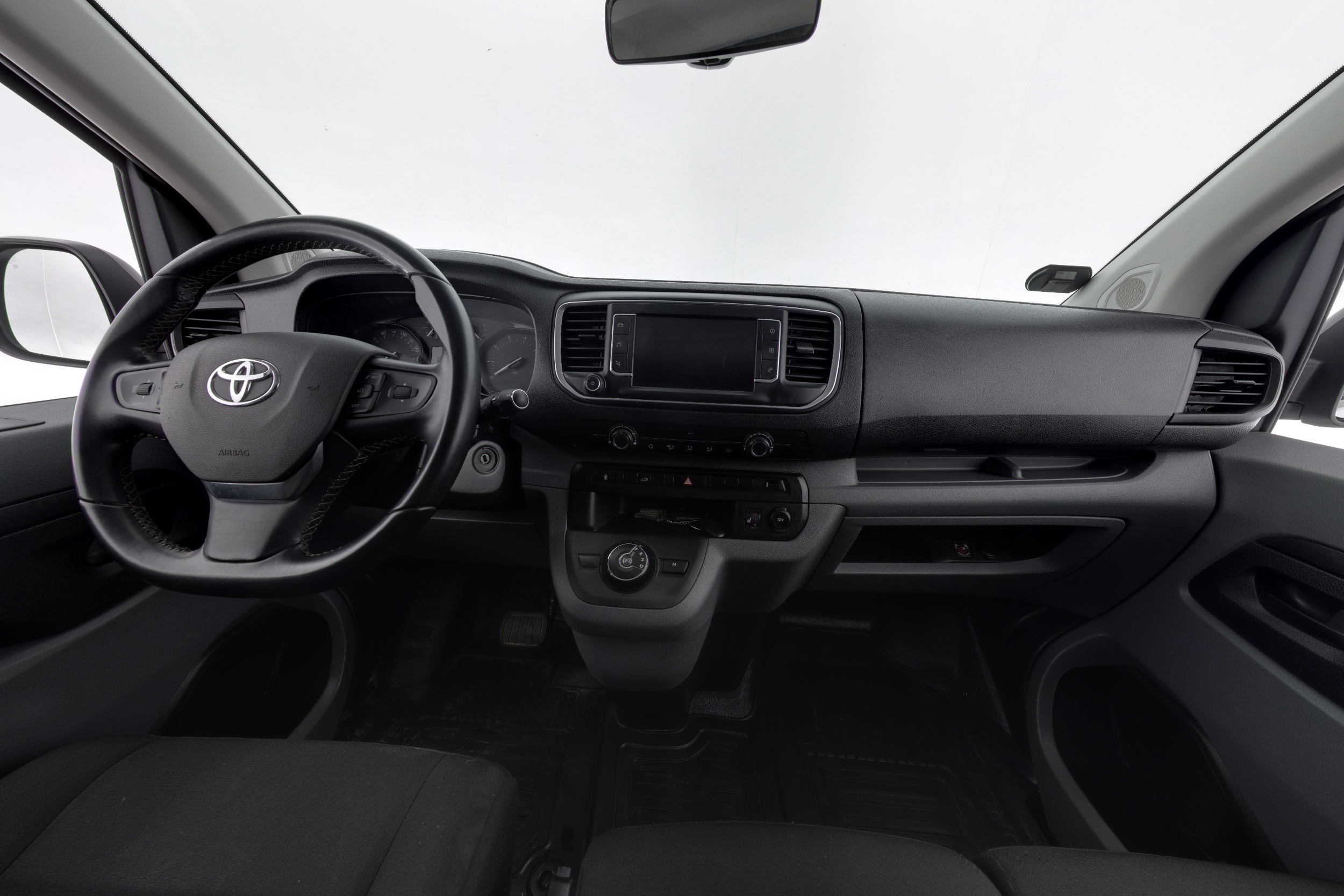 TOYOTA PROACE 2022