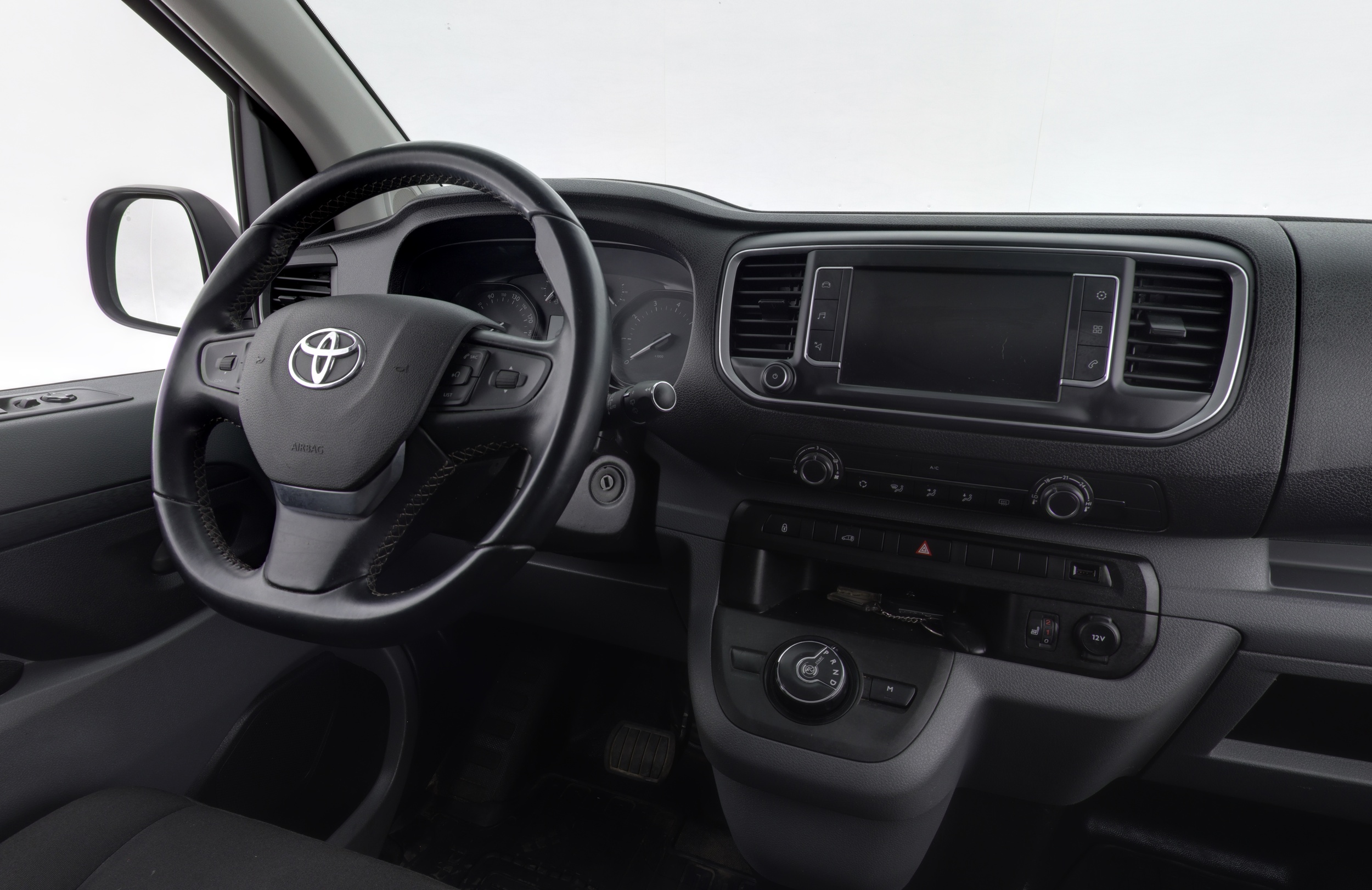 TOYOTA PROACE 2022