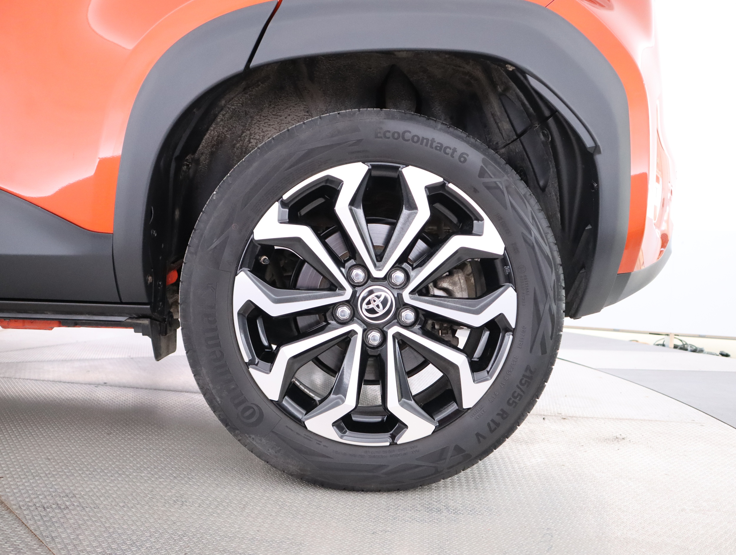 TOYOTA Yaris Cross 2023