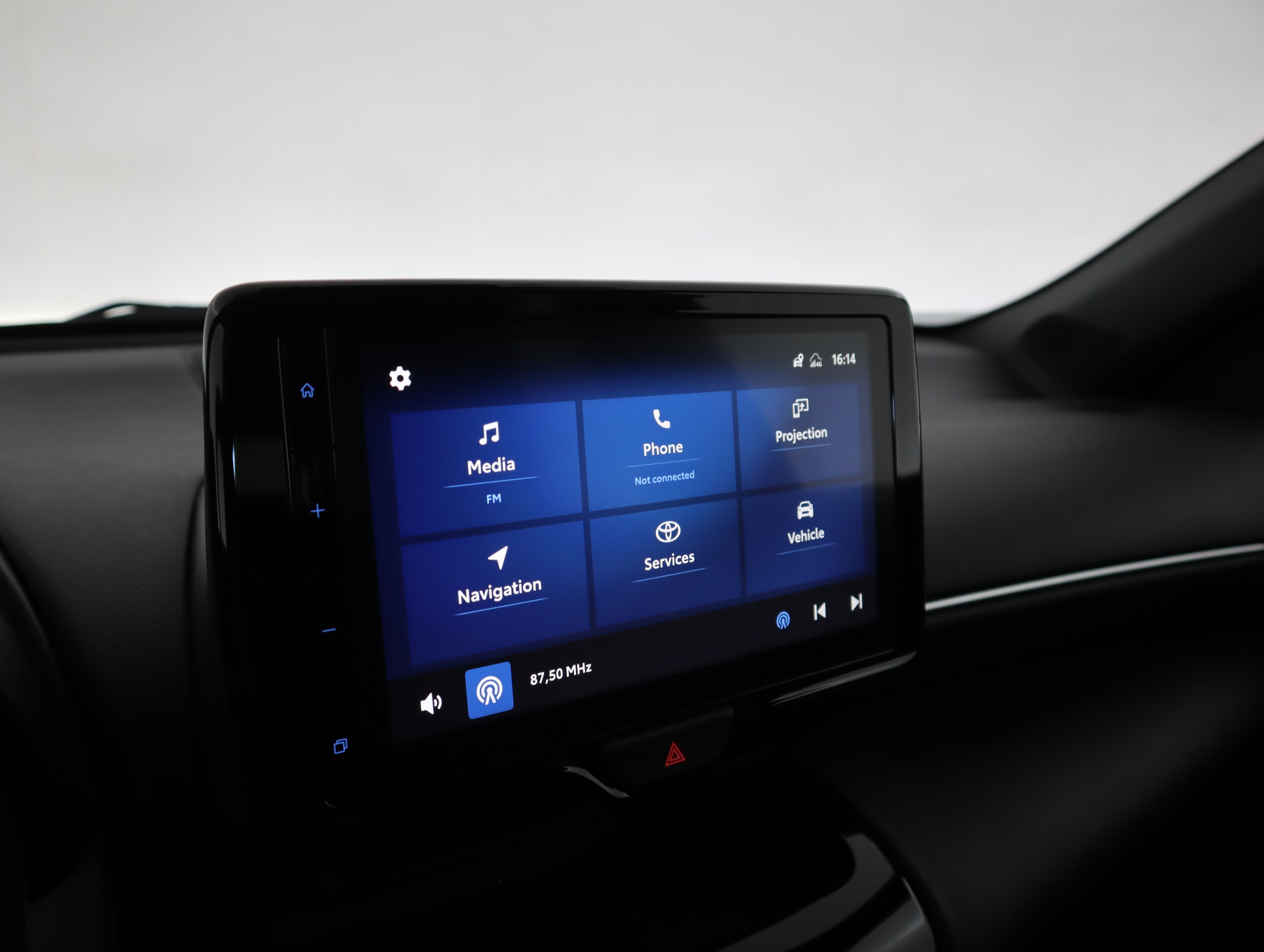 TOYOTA Yaris Cross 2023