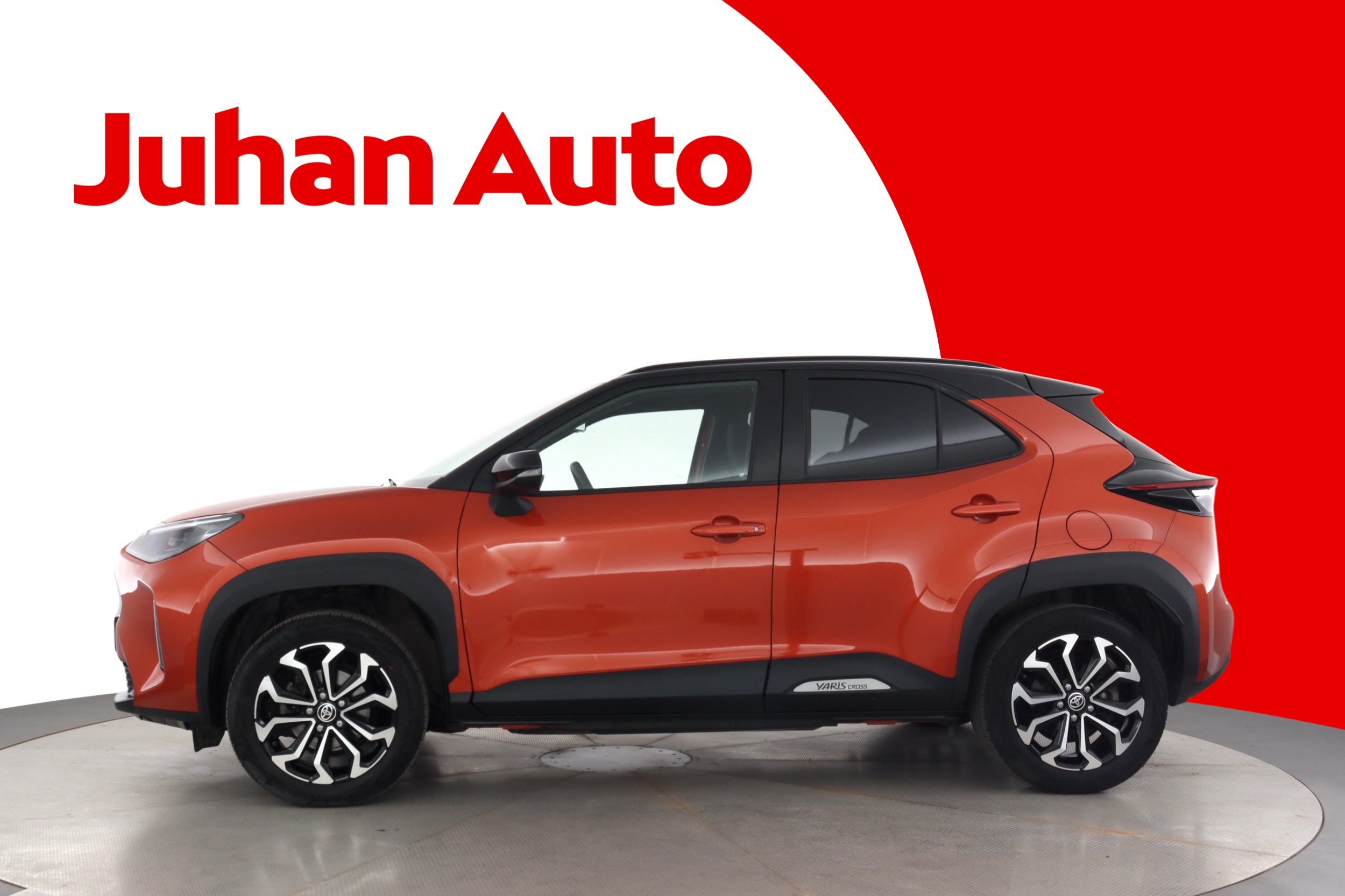 TOYOTA Yaris Cross 2023