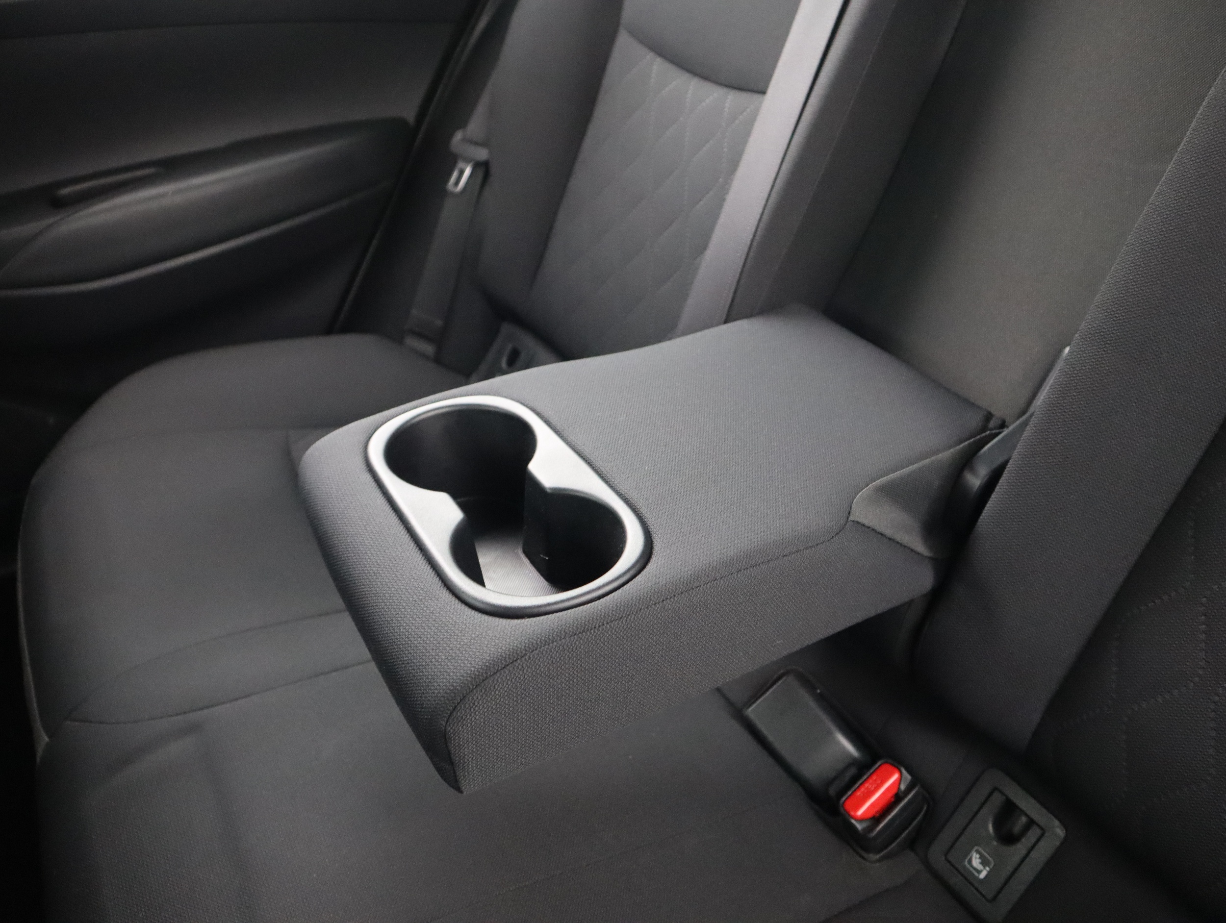 TOYOTA Corolla Cross 2024