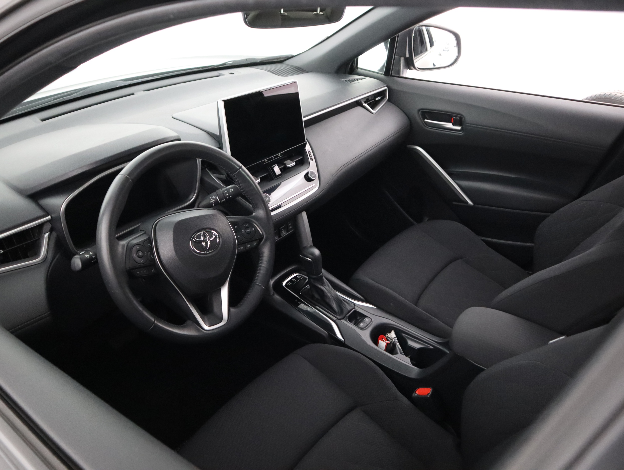 TOYOTA Corolla Cross 2024