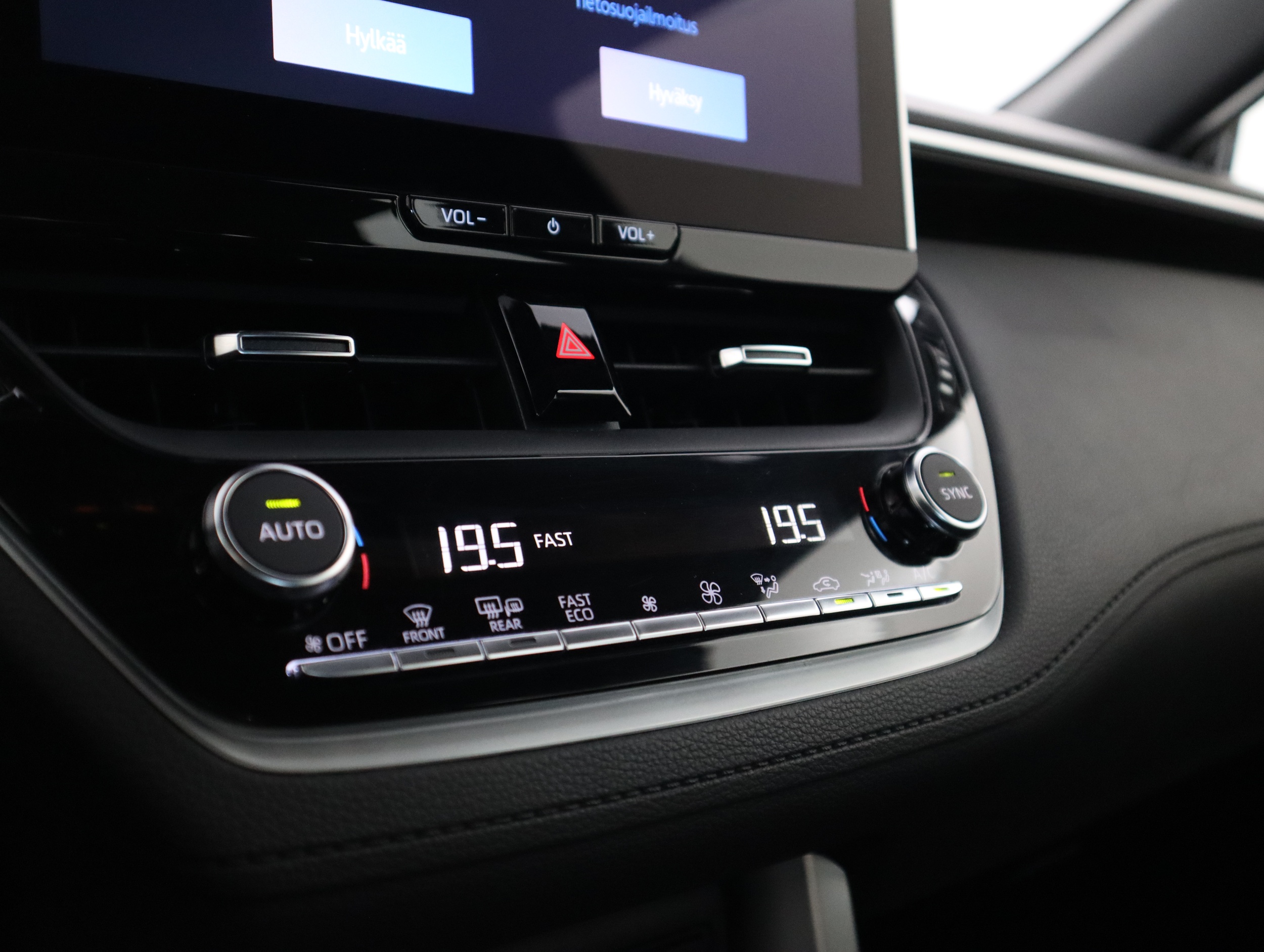 TOYOTA Corolla Cross 2024