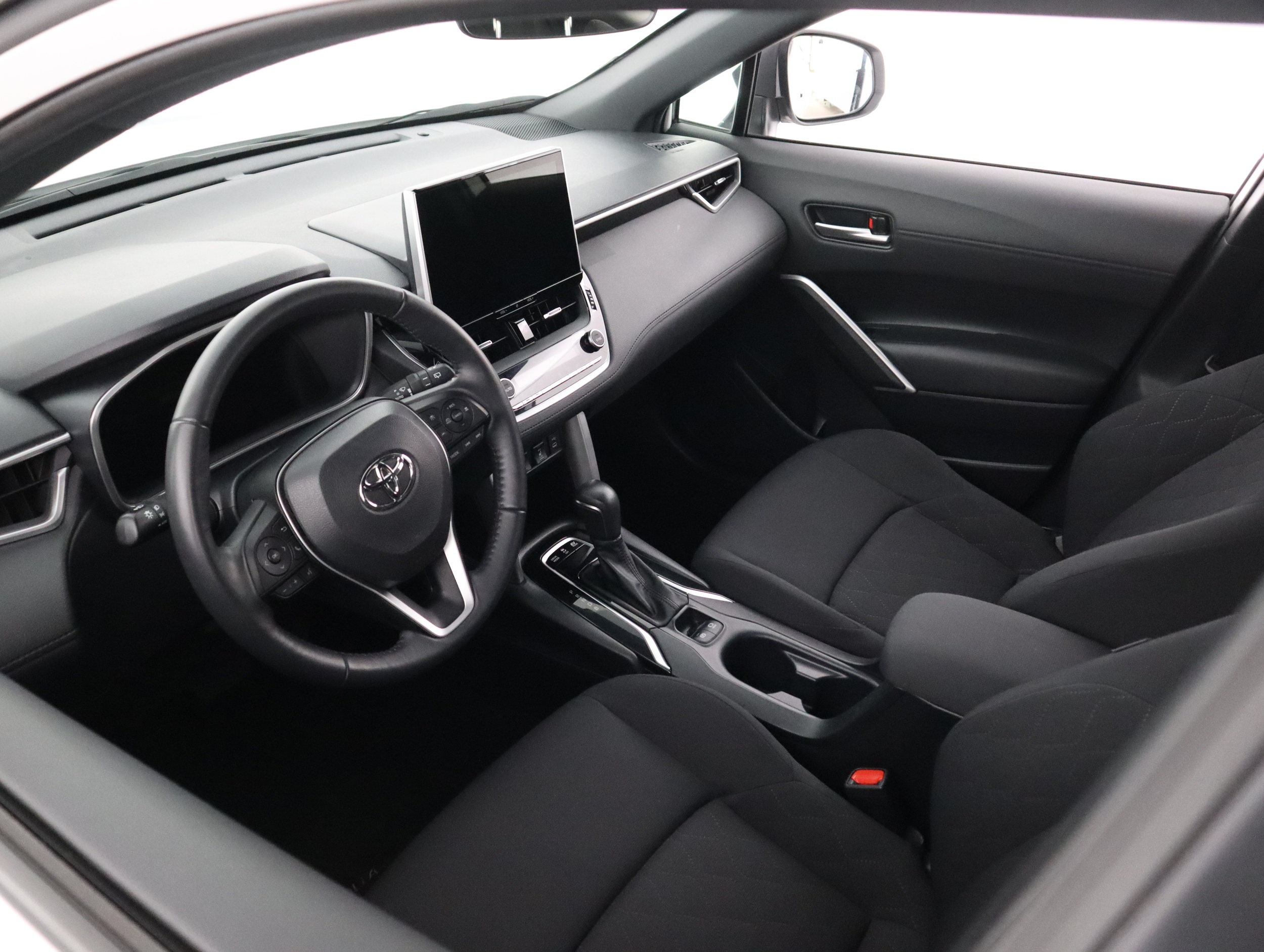 TOYOTA Corolla Cross 2024