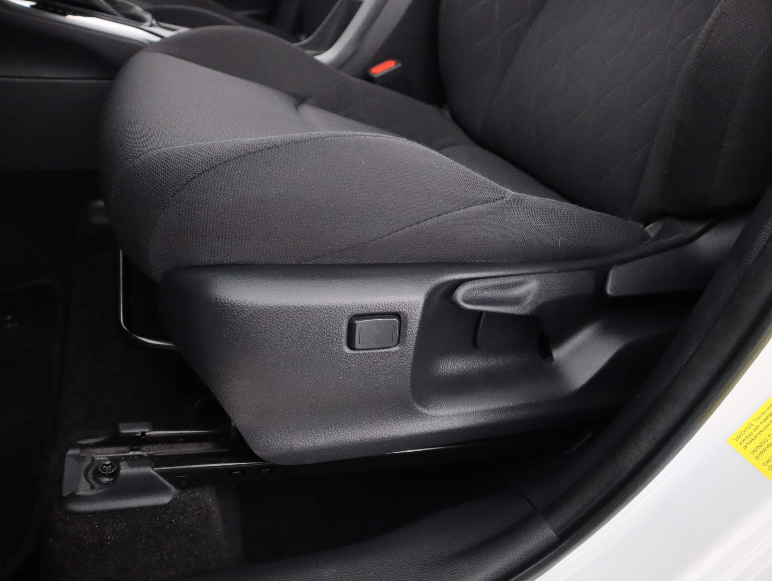 TOYOTA Corolla Cross 2024