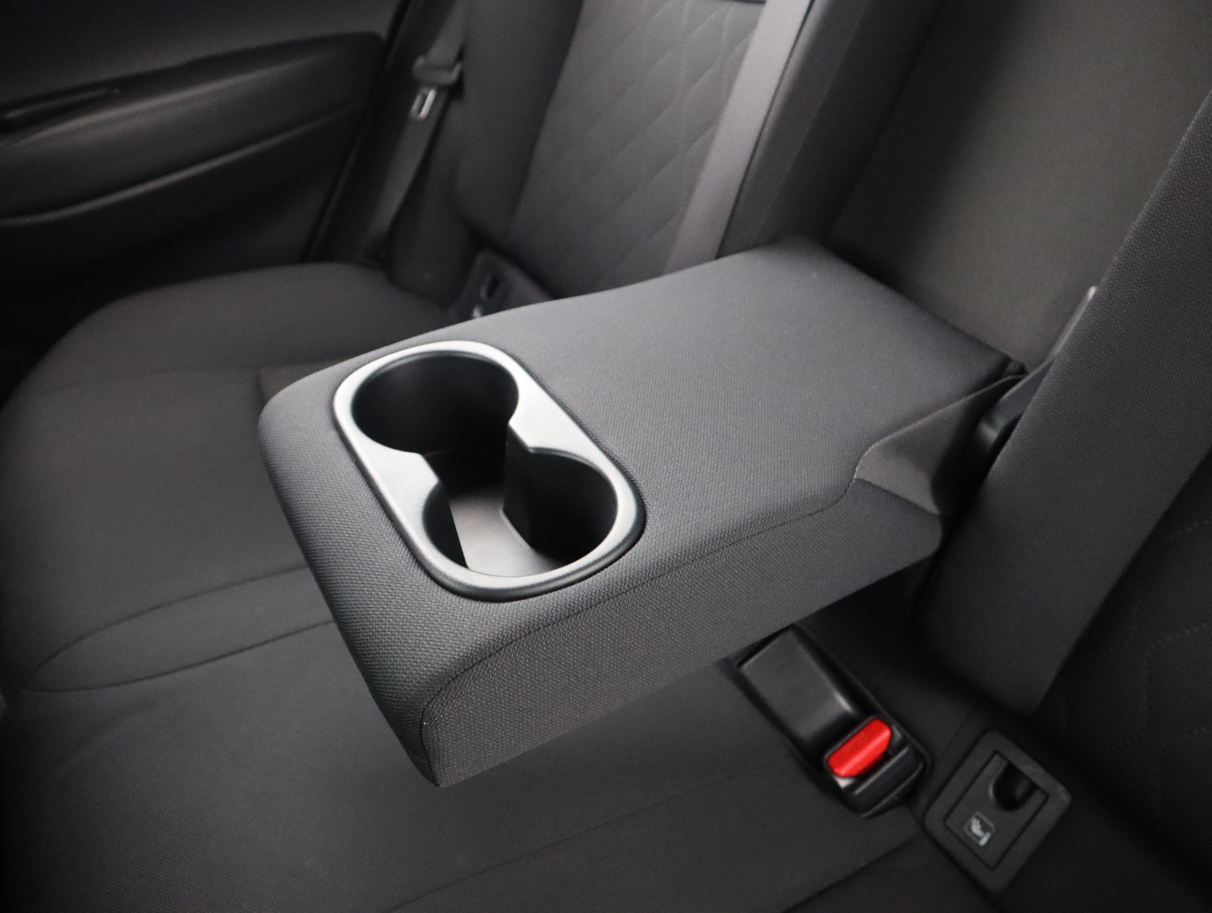 TOYOTA Corolla Cross 2024