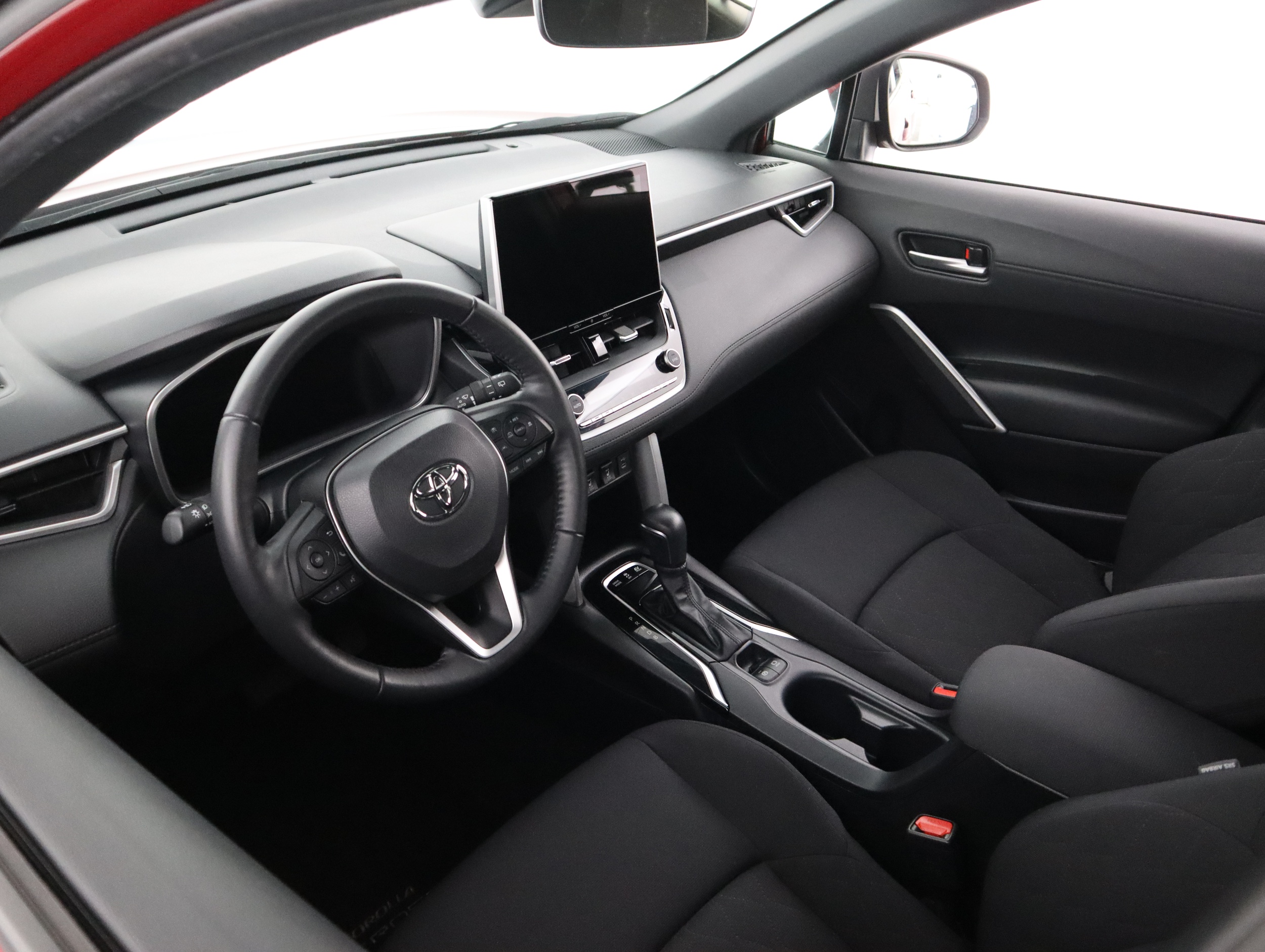 TOYOTA Corolla Cross 2024