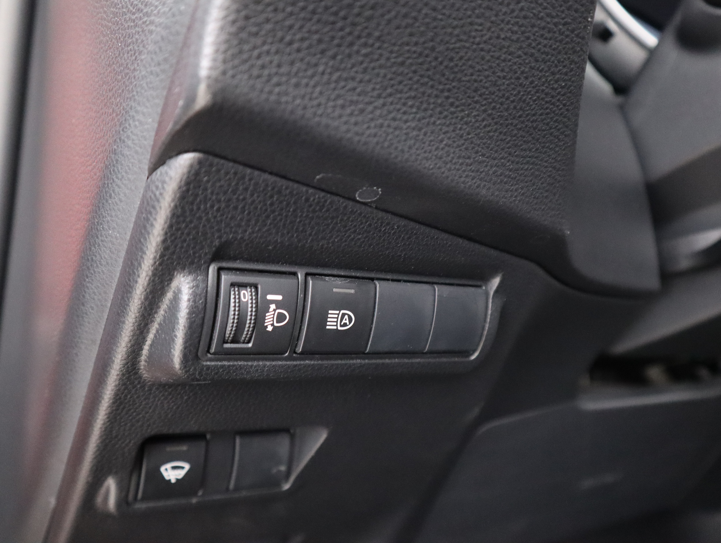 TOYOTA Corolla Cross 2024