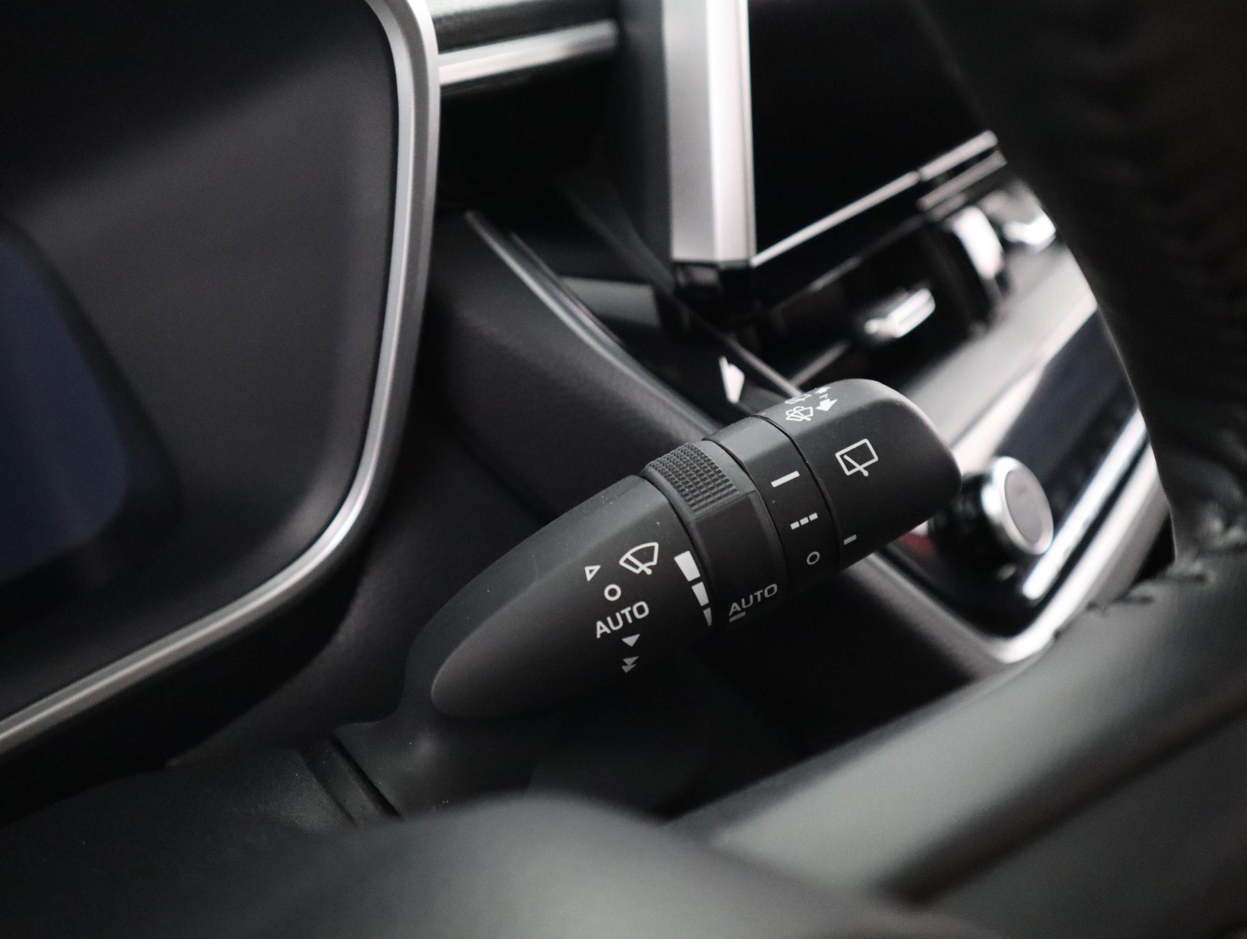 TOYOTA Corolla Cross 2024