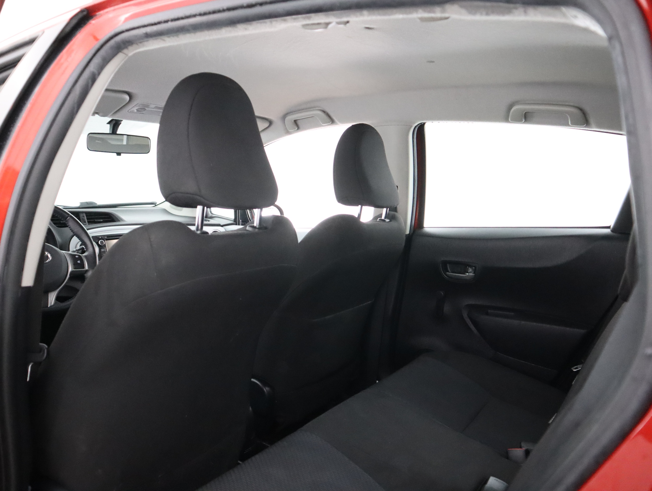 TOYOTA Yaris 2013