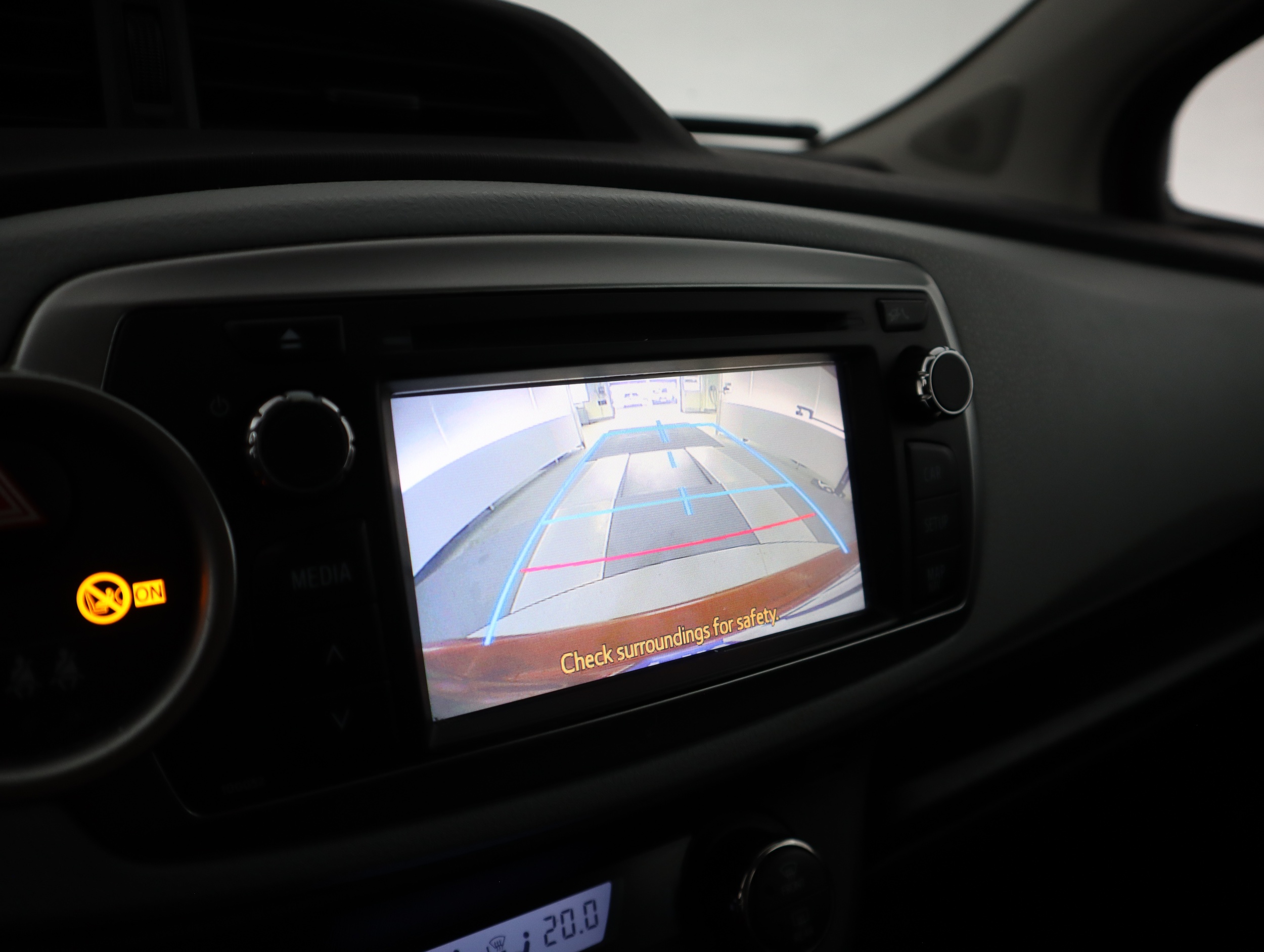 TOYOTA Yaris 2013