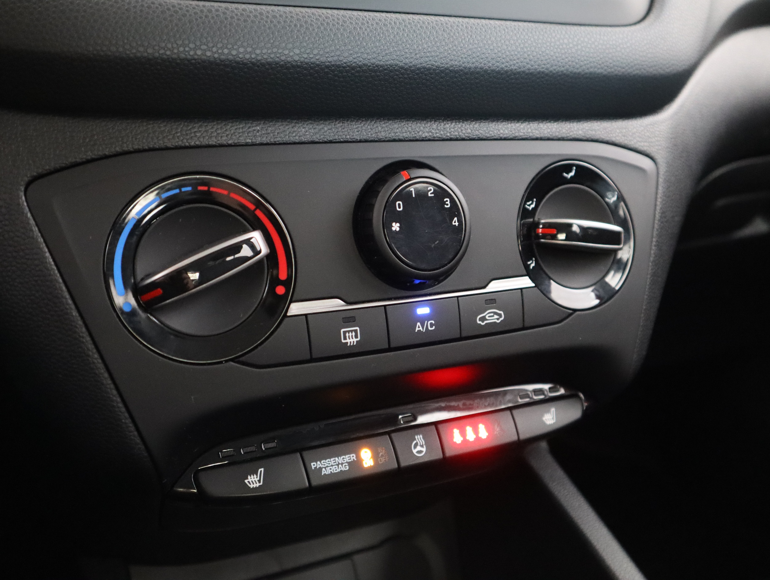 HYUNDAI i20 Hatchback 2019