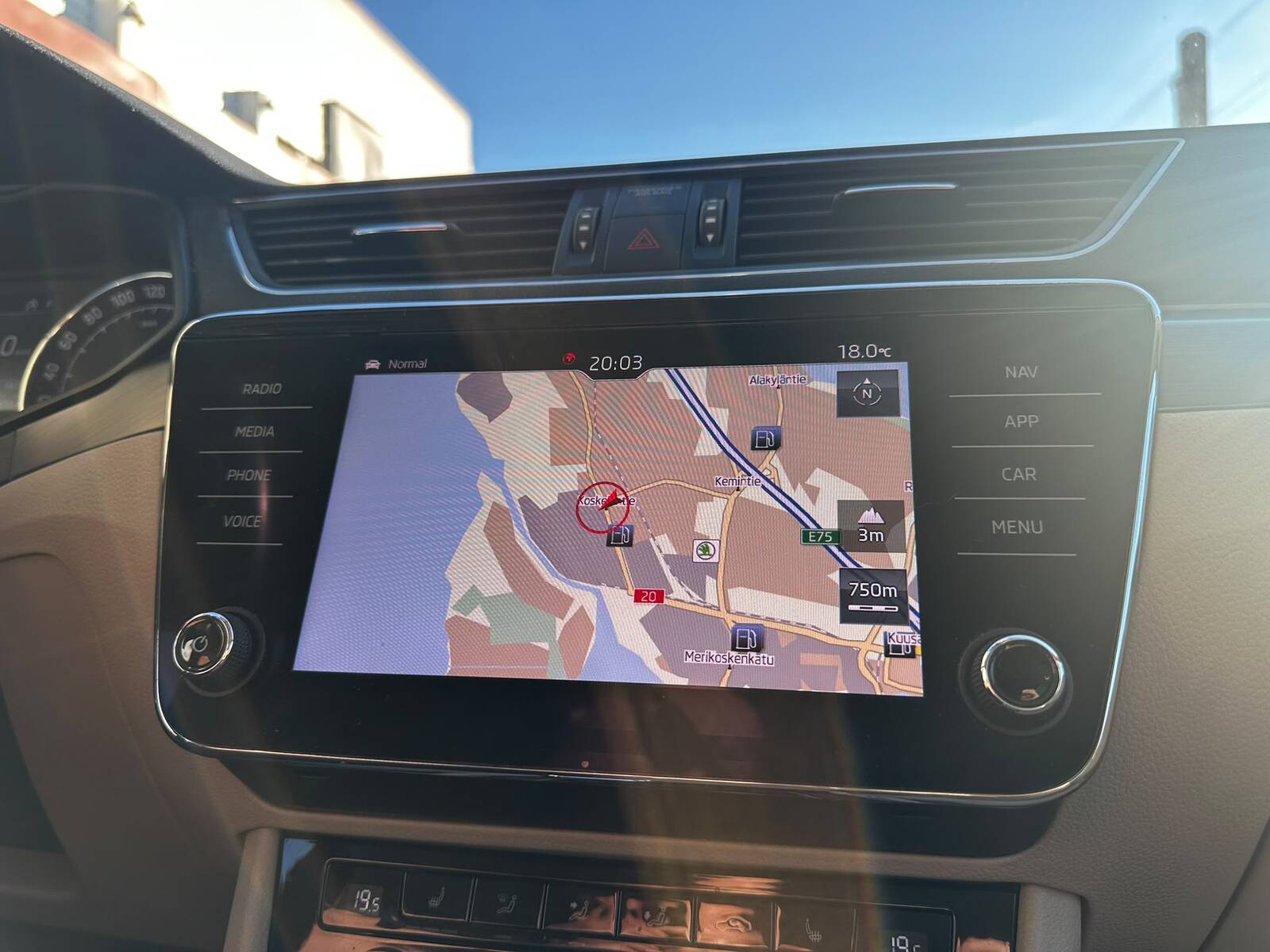SKODA SUPERB 2018