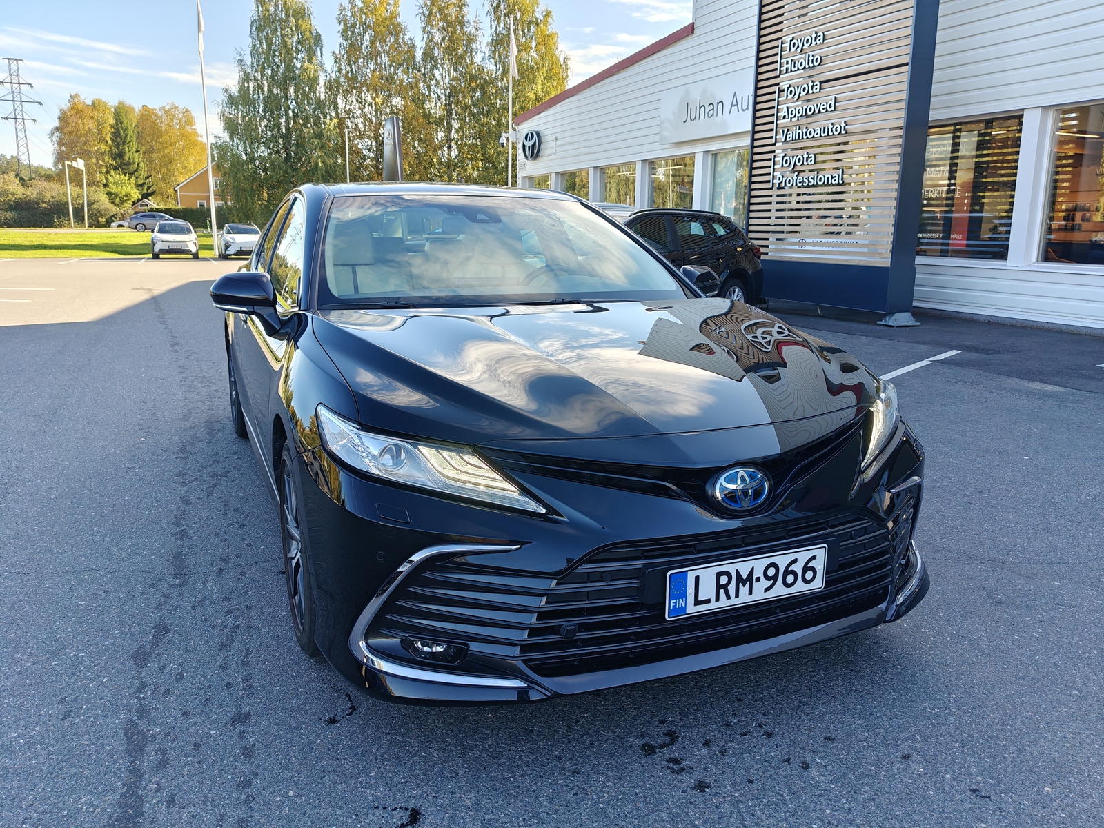 TOYOTA CAMRY 2023