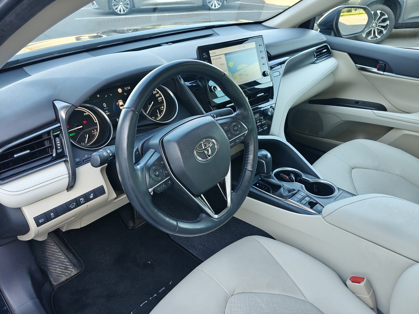 TOYOTA CAMRY 2023