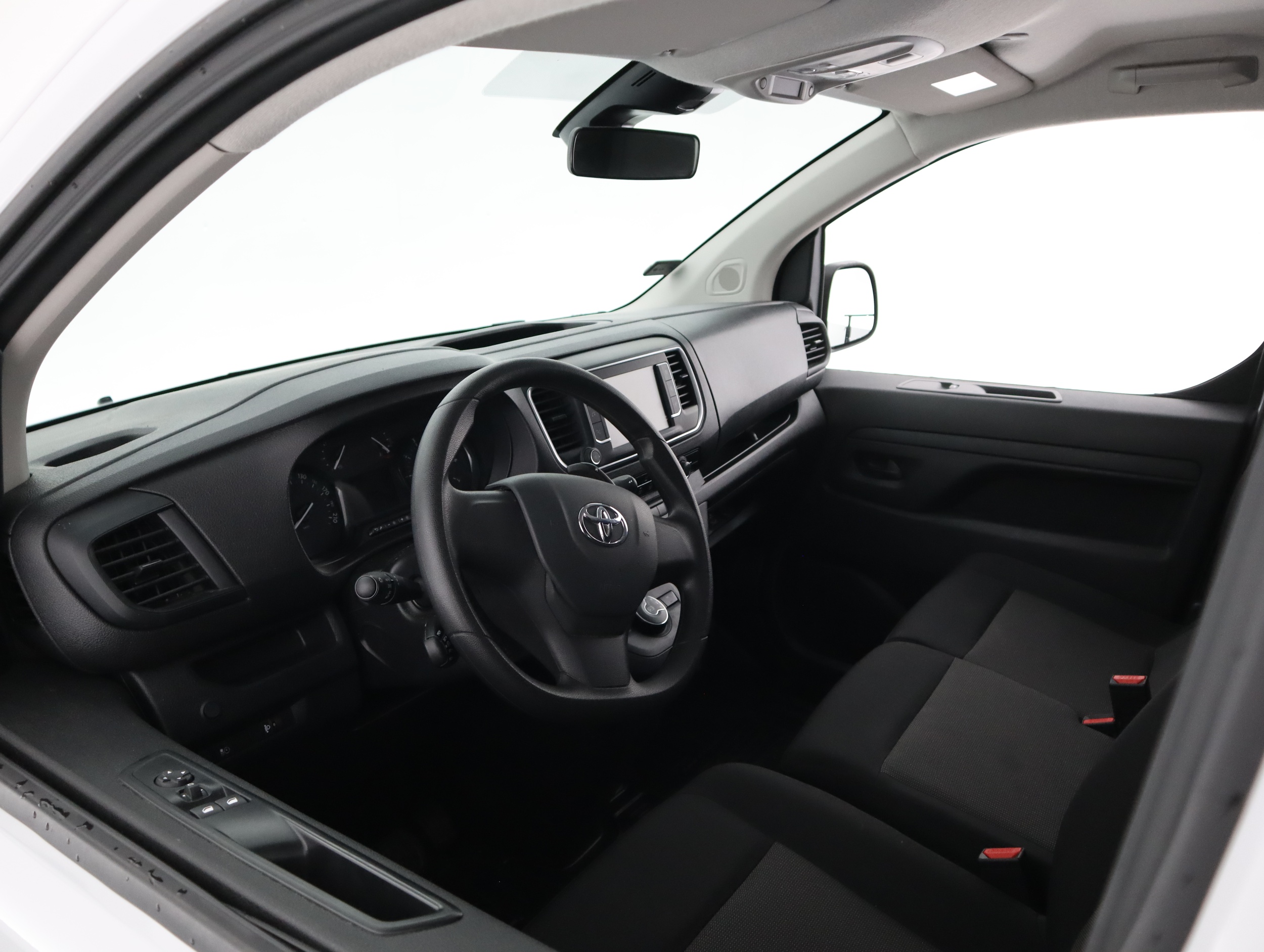 Toyota Proace 2024