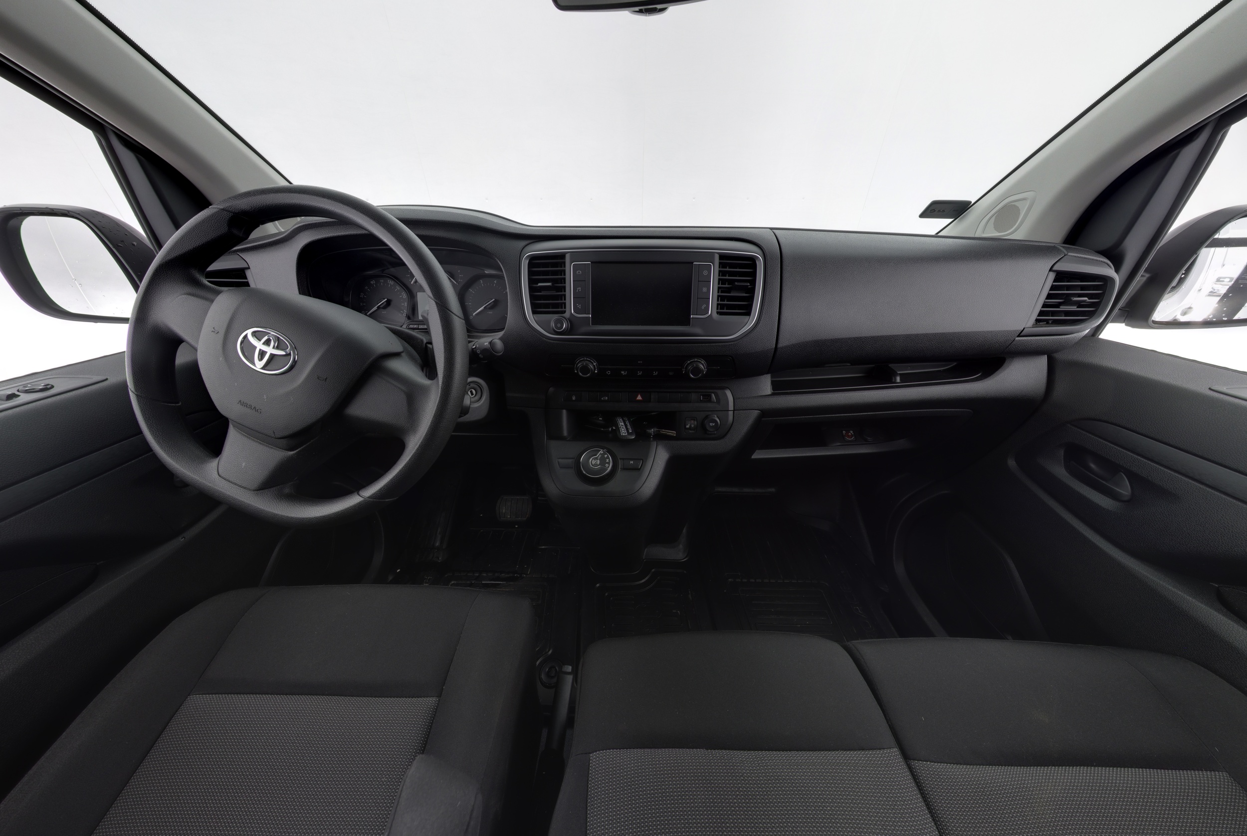 Toyota Proace 2024