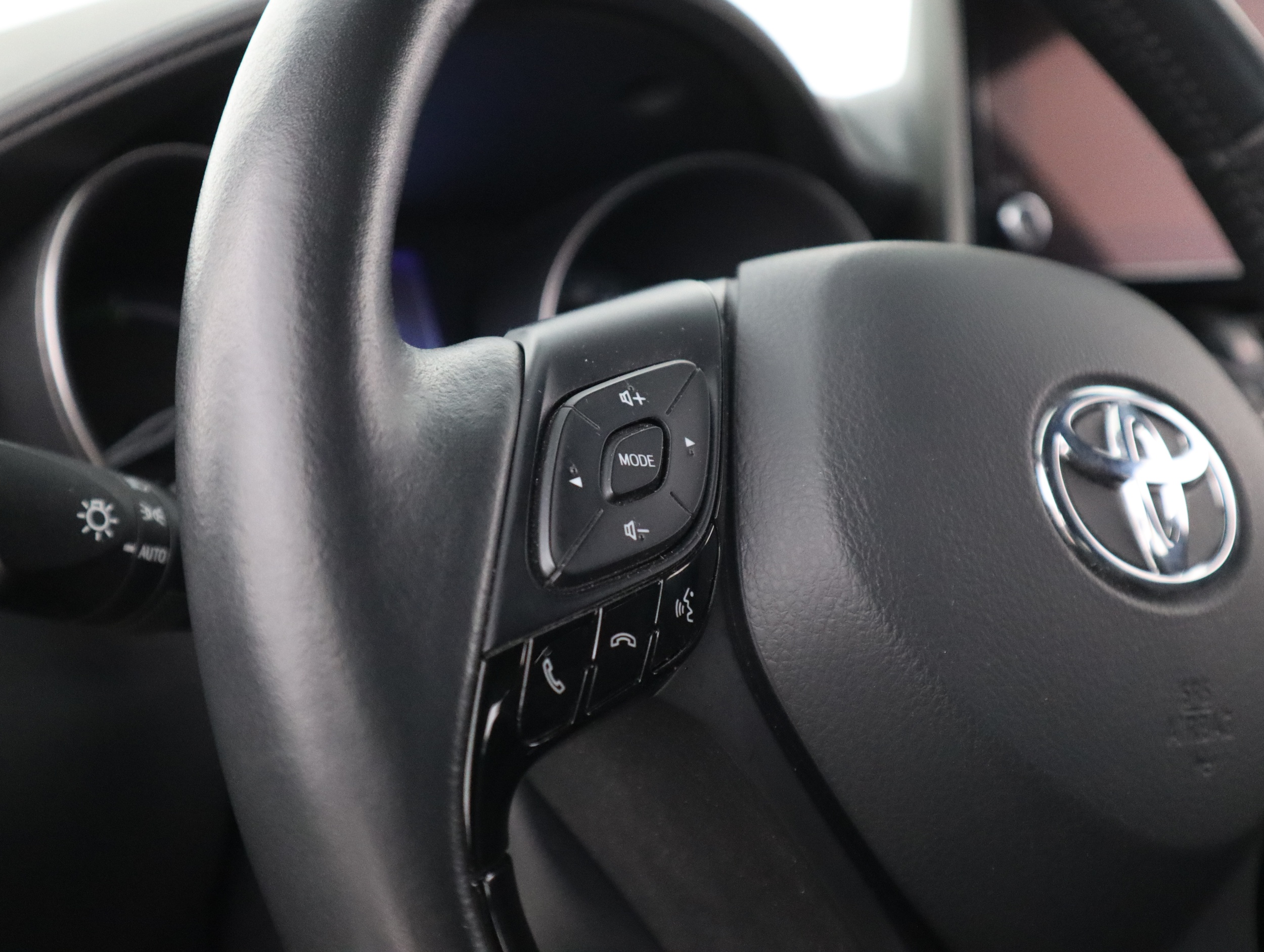 TOYOTA C-HR 2022