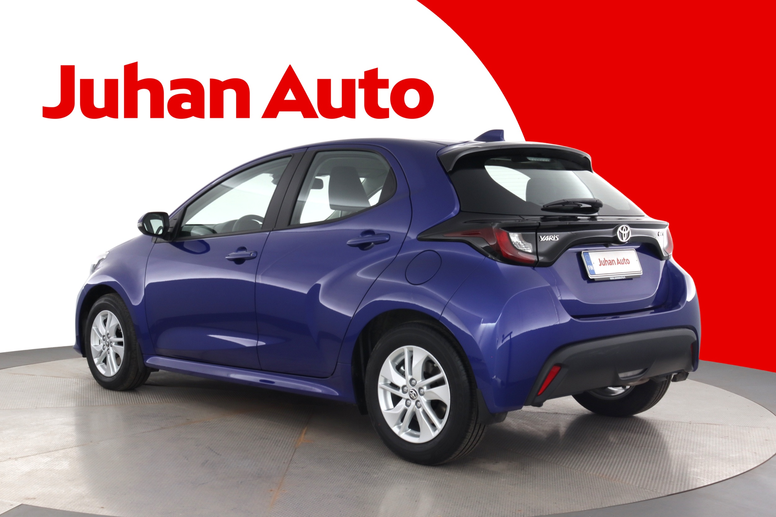 TOYOTA Yaris 2025