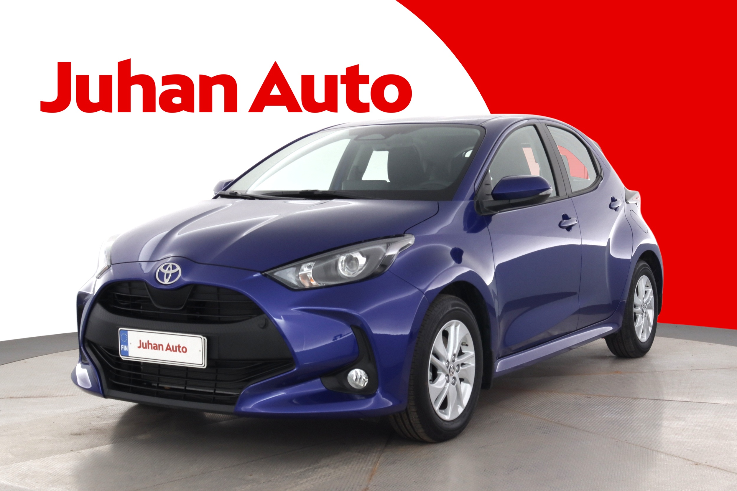 TOYOTA Yaris 2025