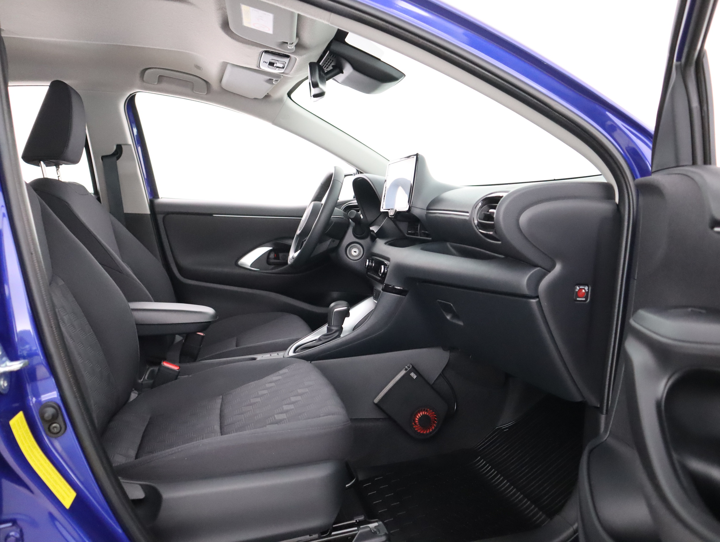 TOYOTA Yaris 2025