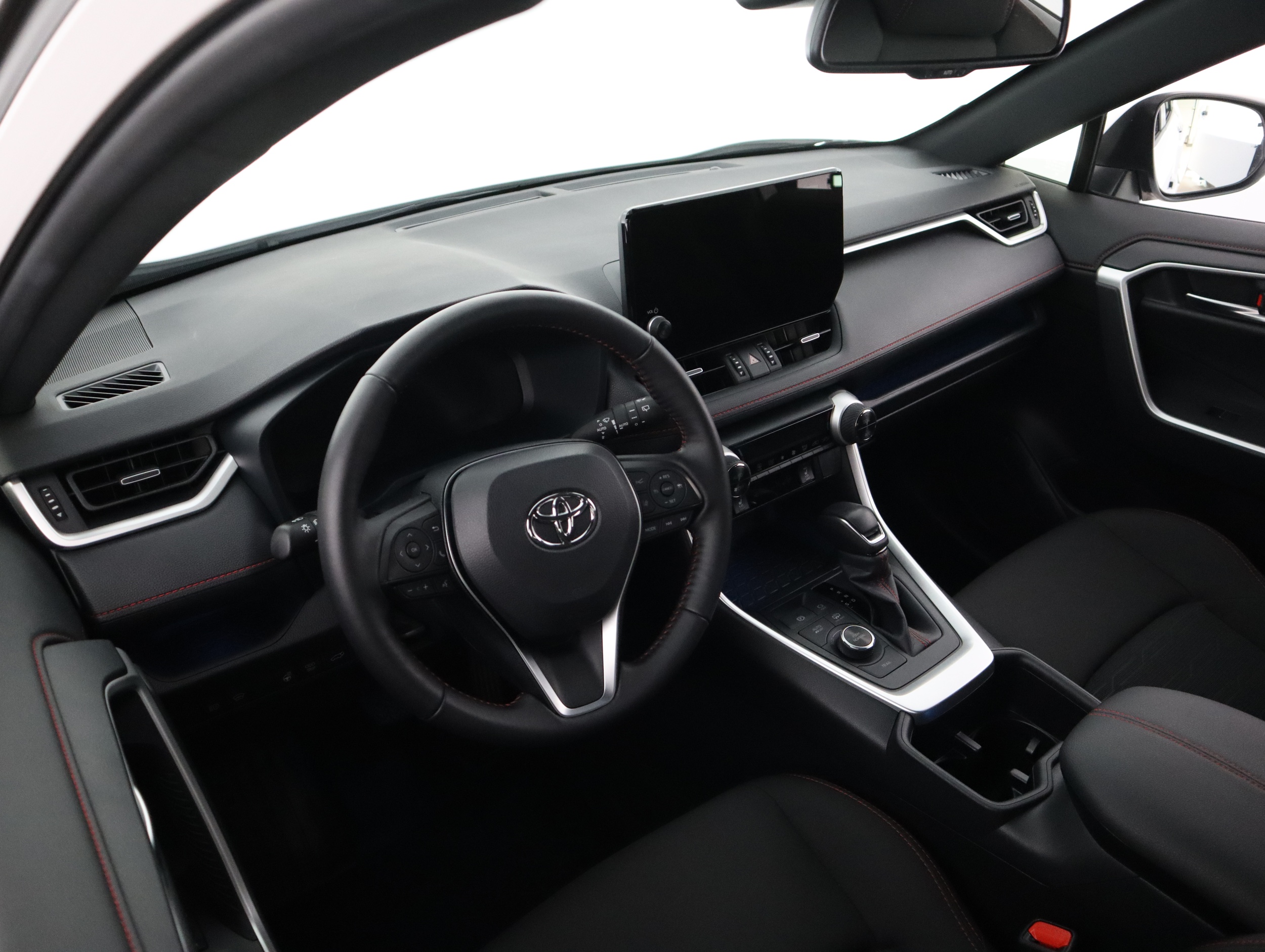 TOYOTA RAV4 Plug-in 2025