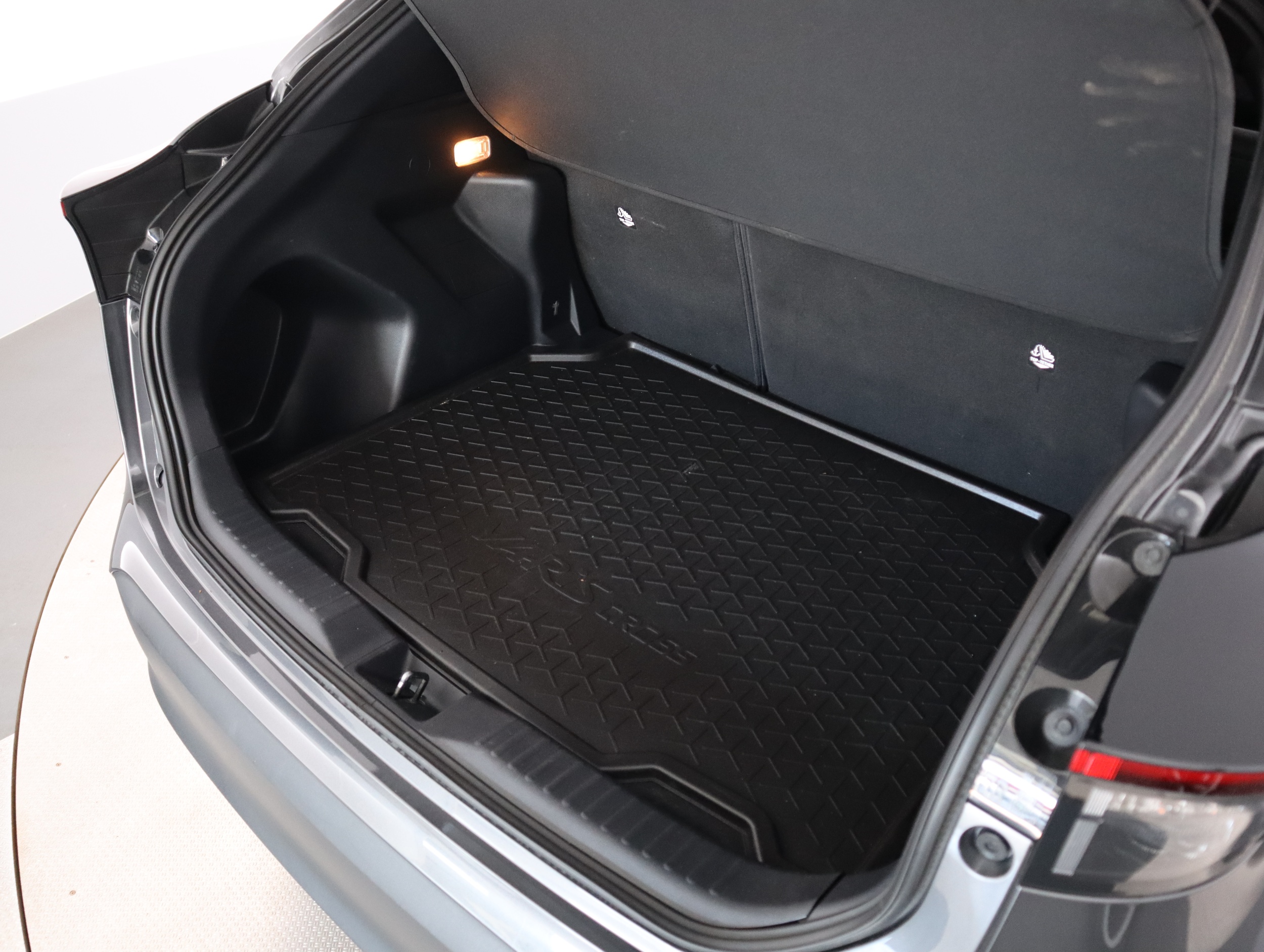 TOYOTA Yaris Cross 2025