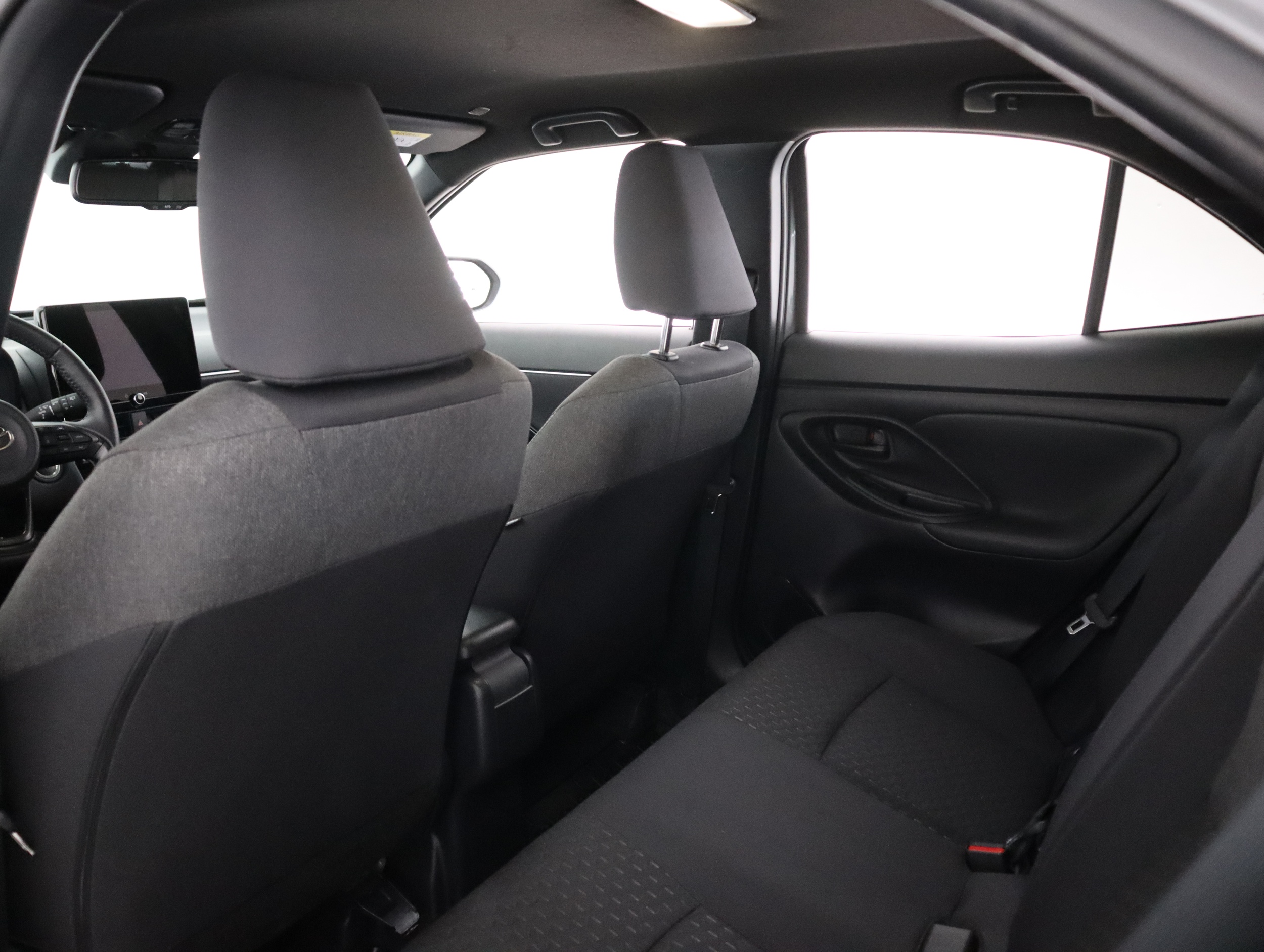 TOYOTA Yaris Cross 2025