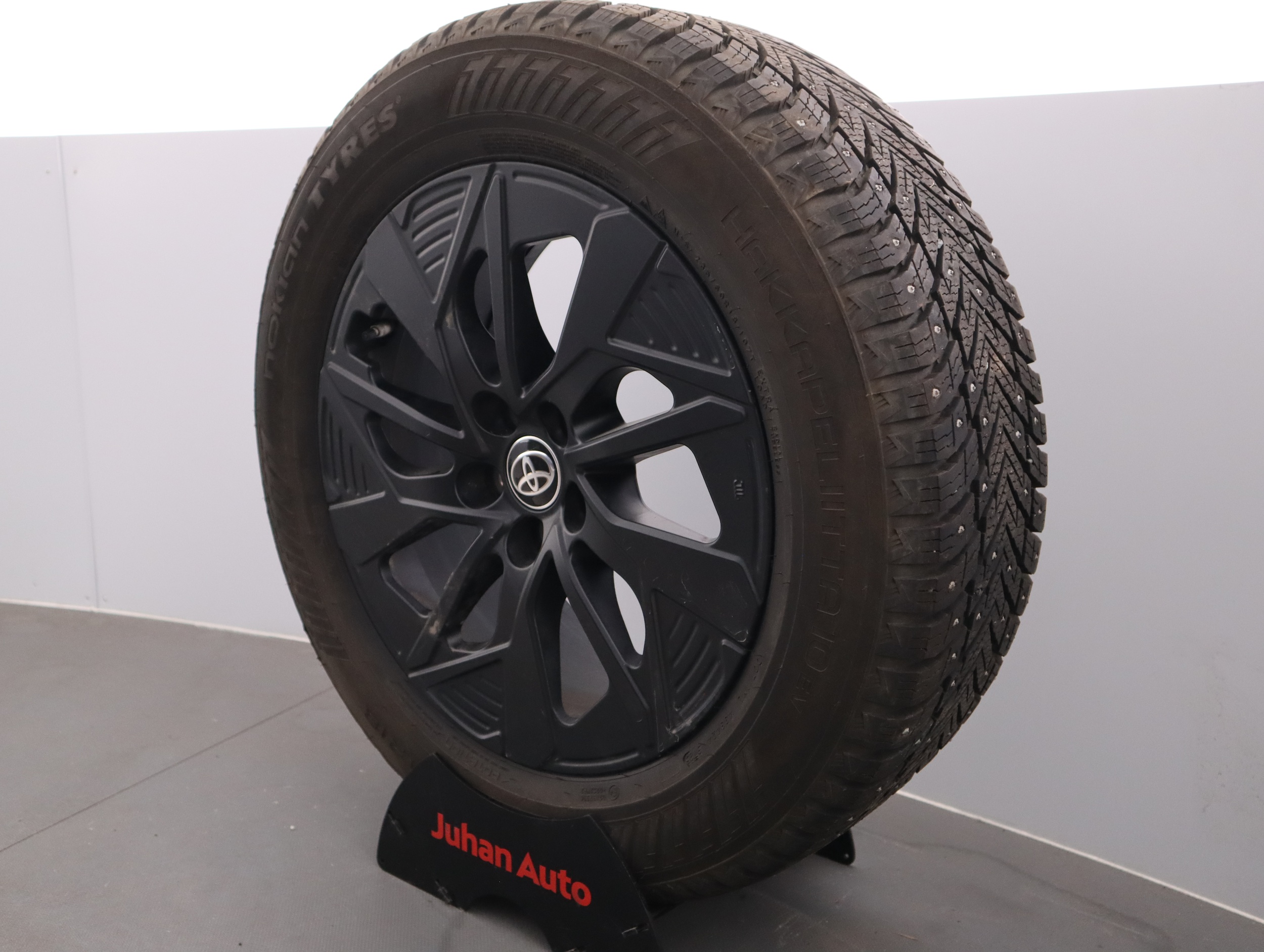 TOYOTA bZ4X 12