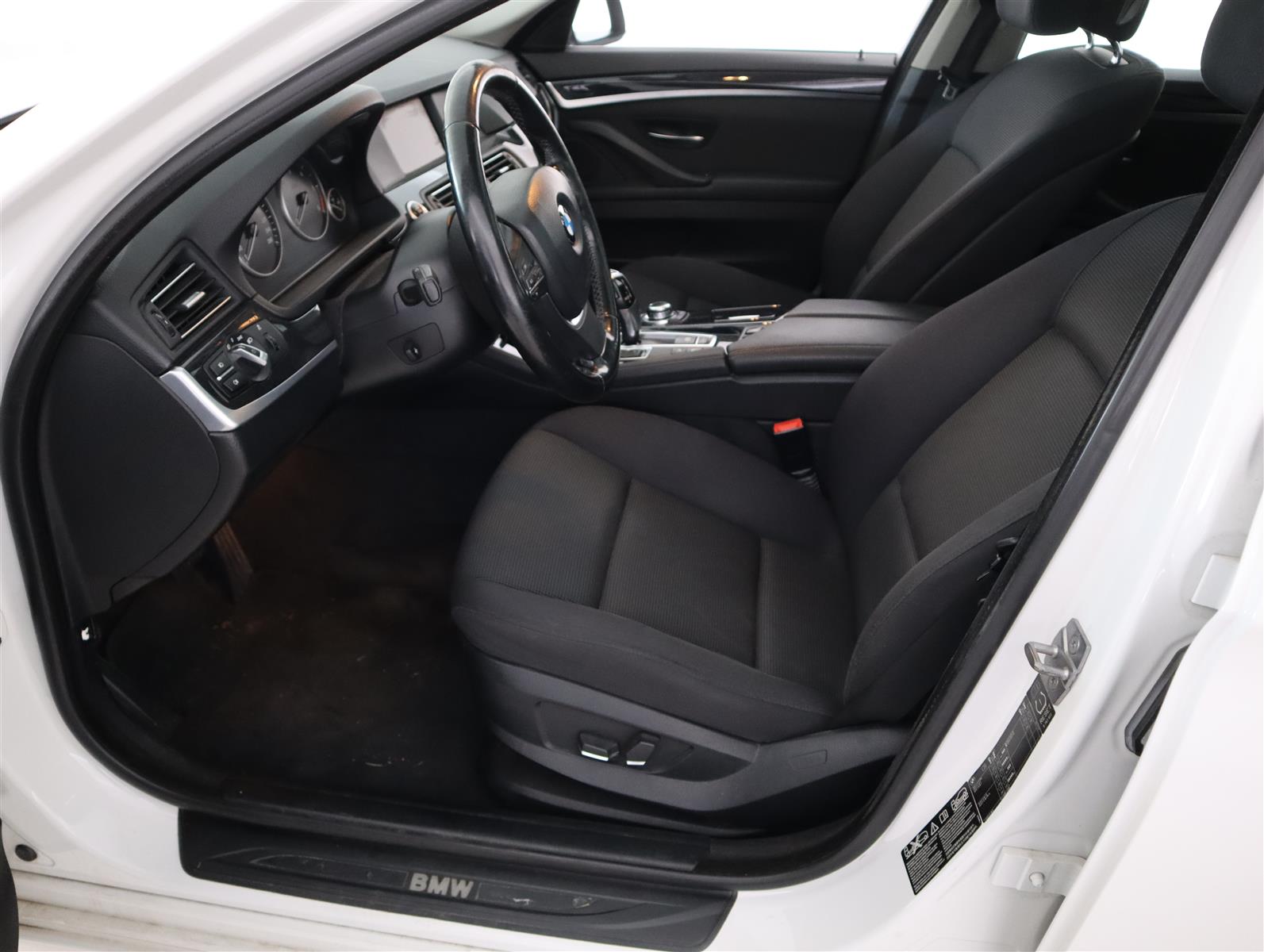 BMW 530 2012