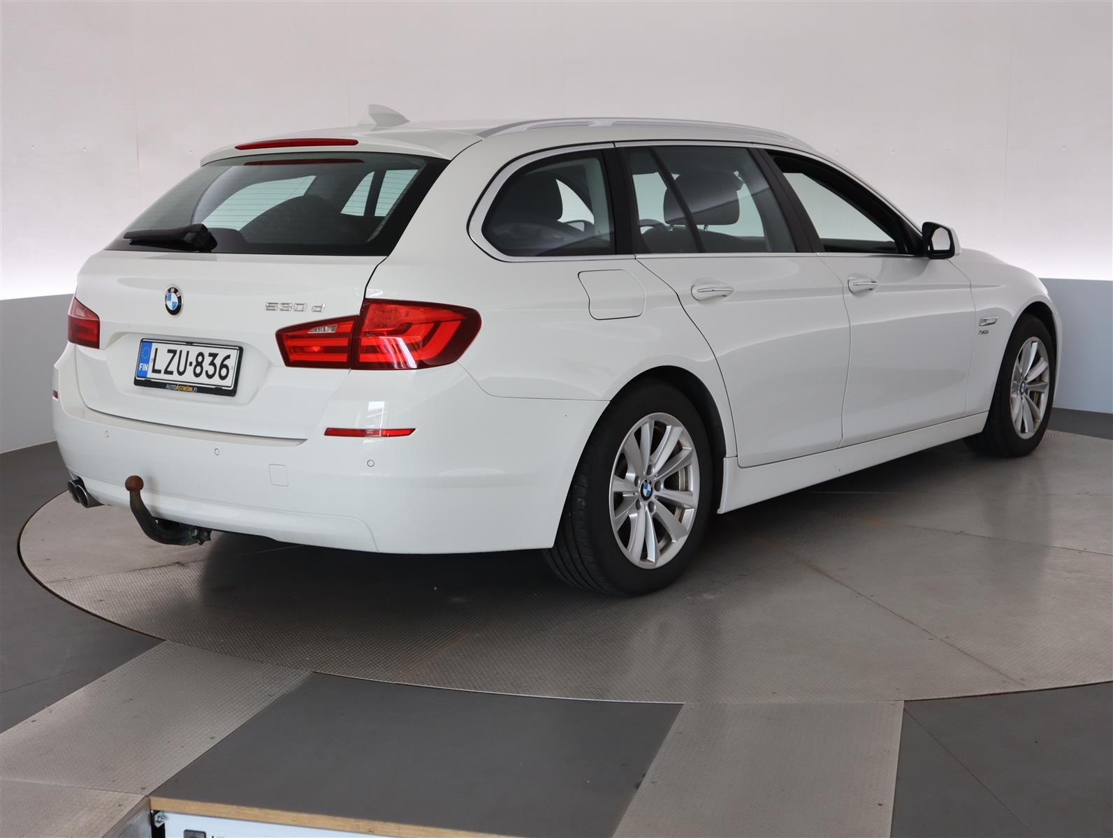 BMW 530 2012