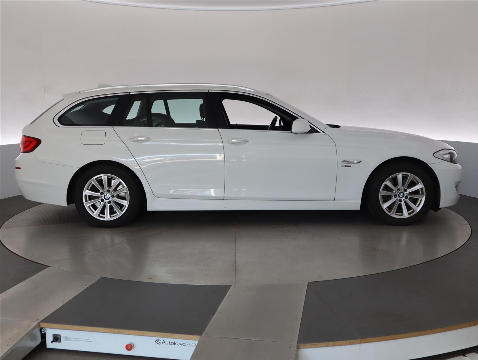 BMW 530 2012