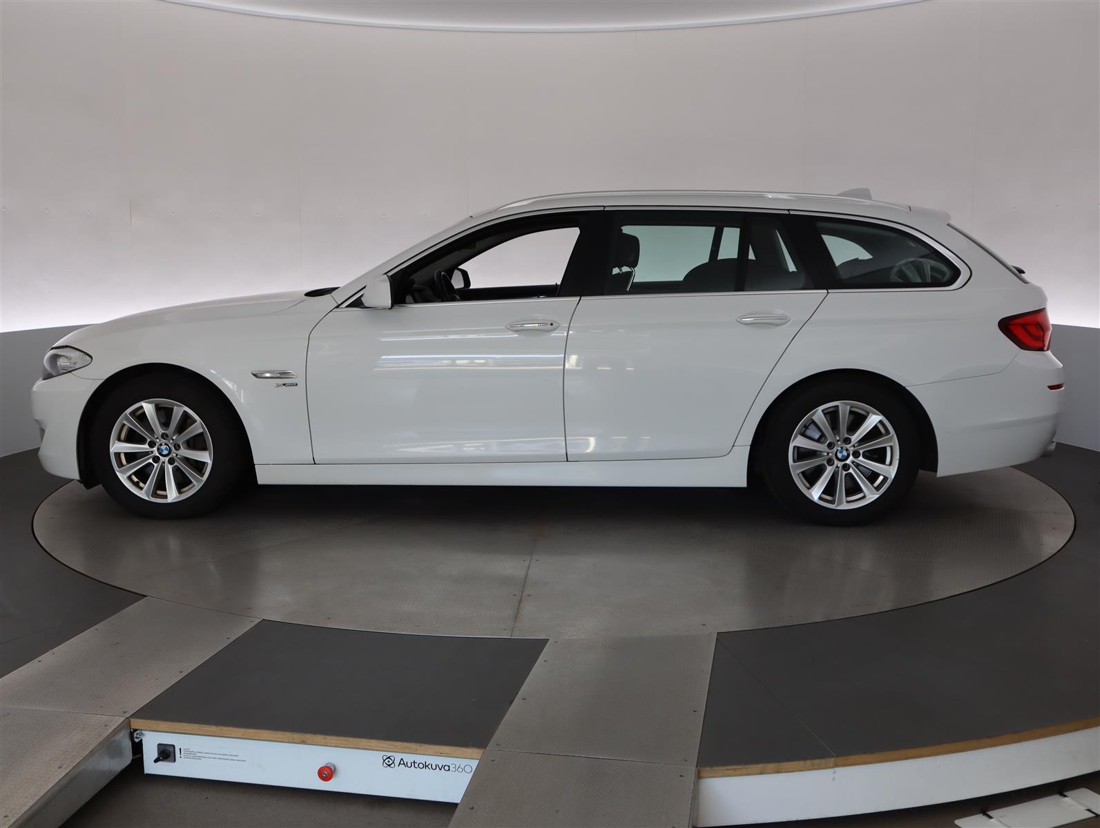 BMW 530 2012