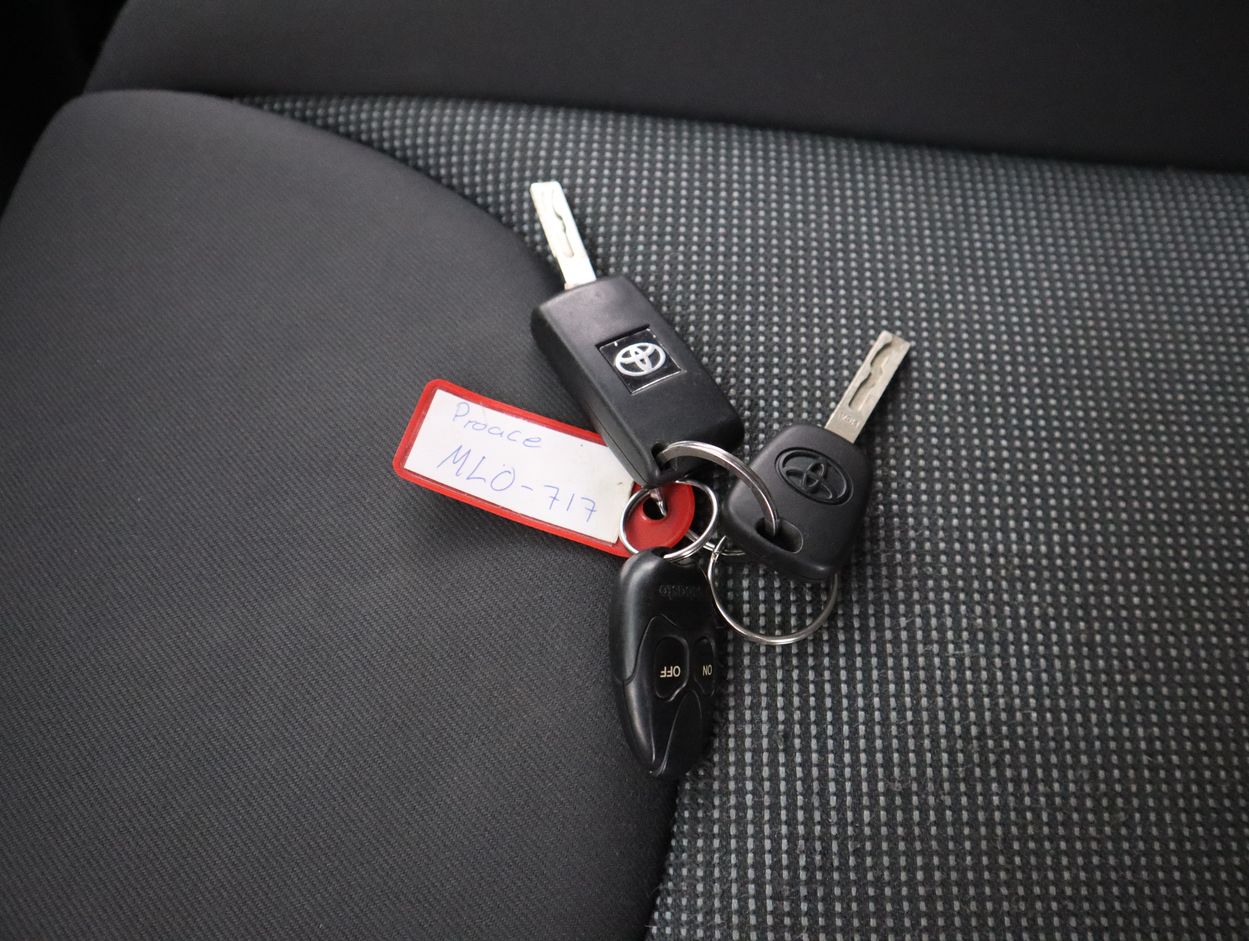 TOYOTA PROACE 2013
