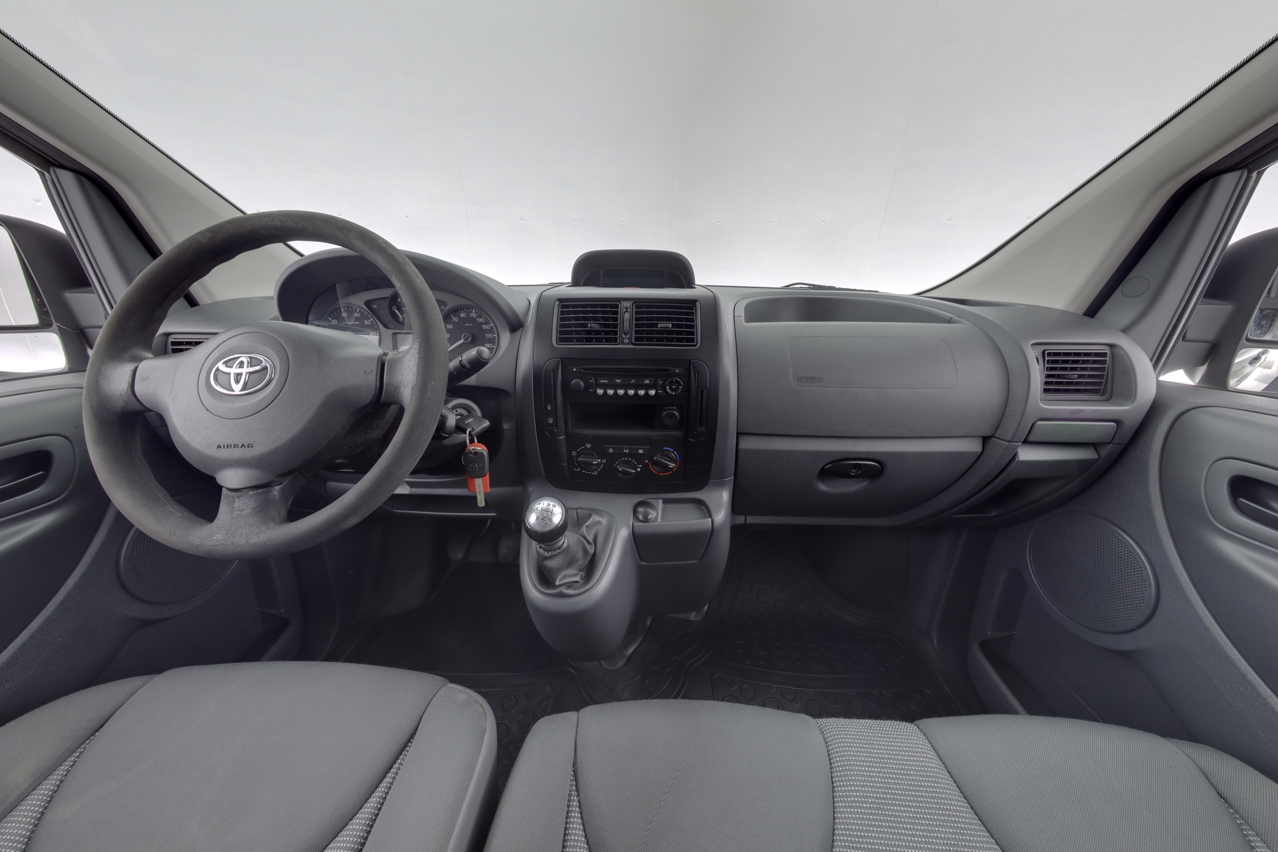 TOYOTA PROACE 2013