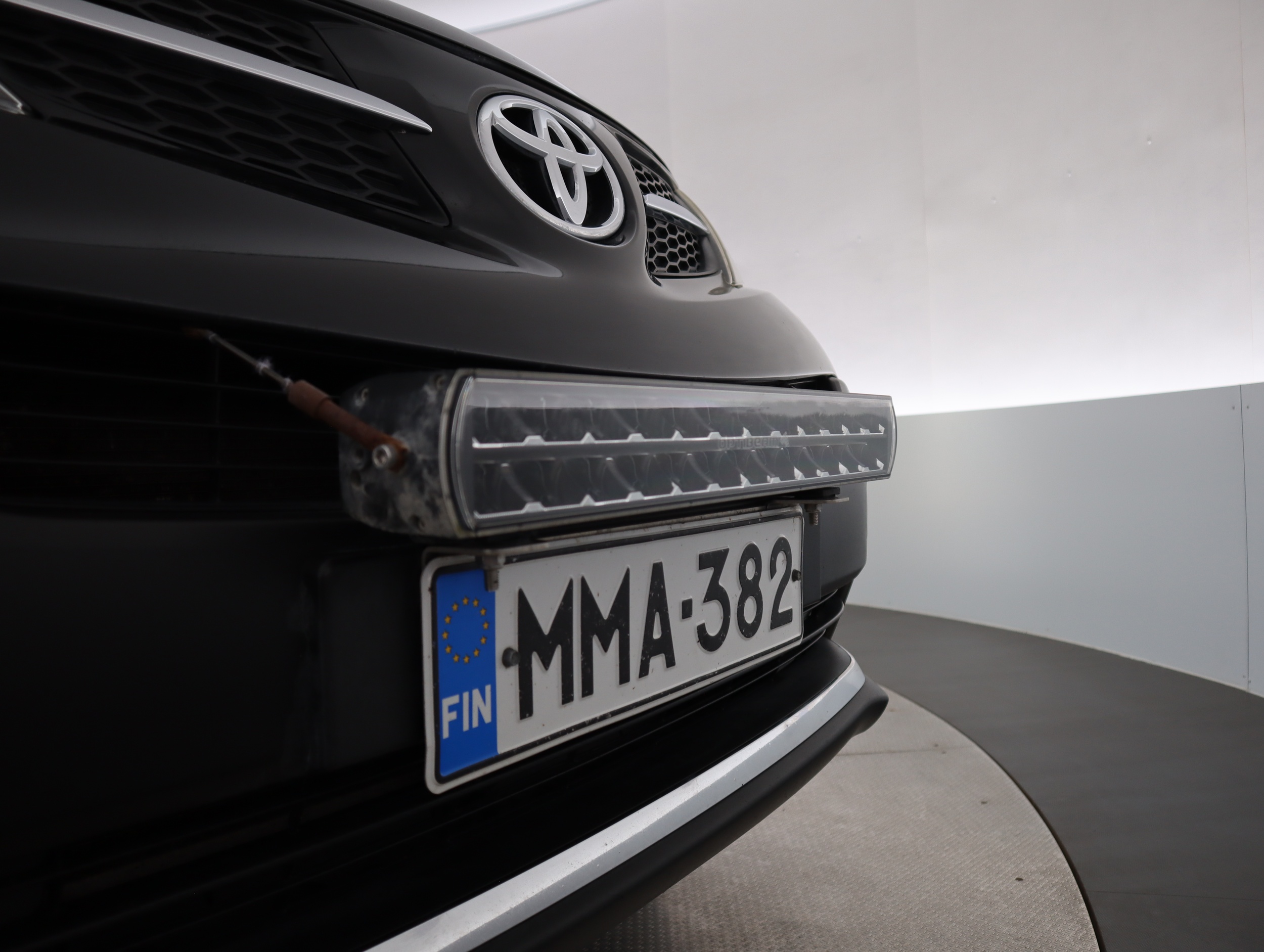 TOYOTA RAV4 25