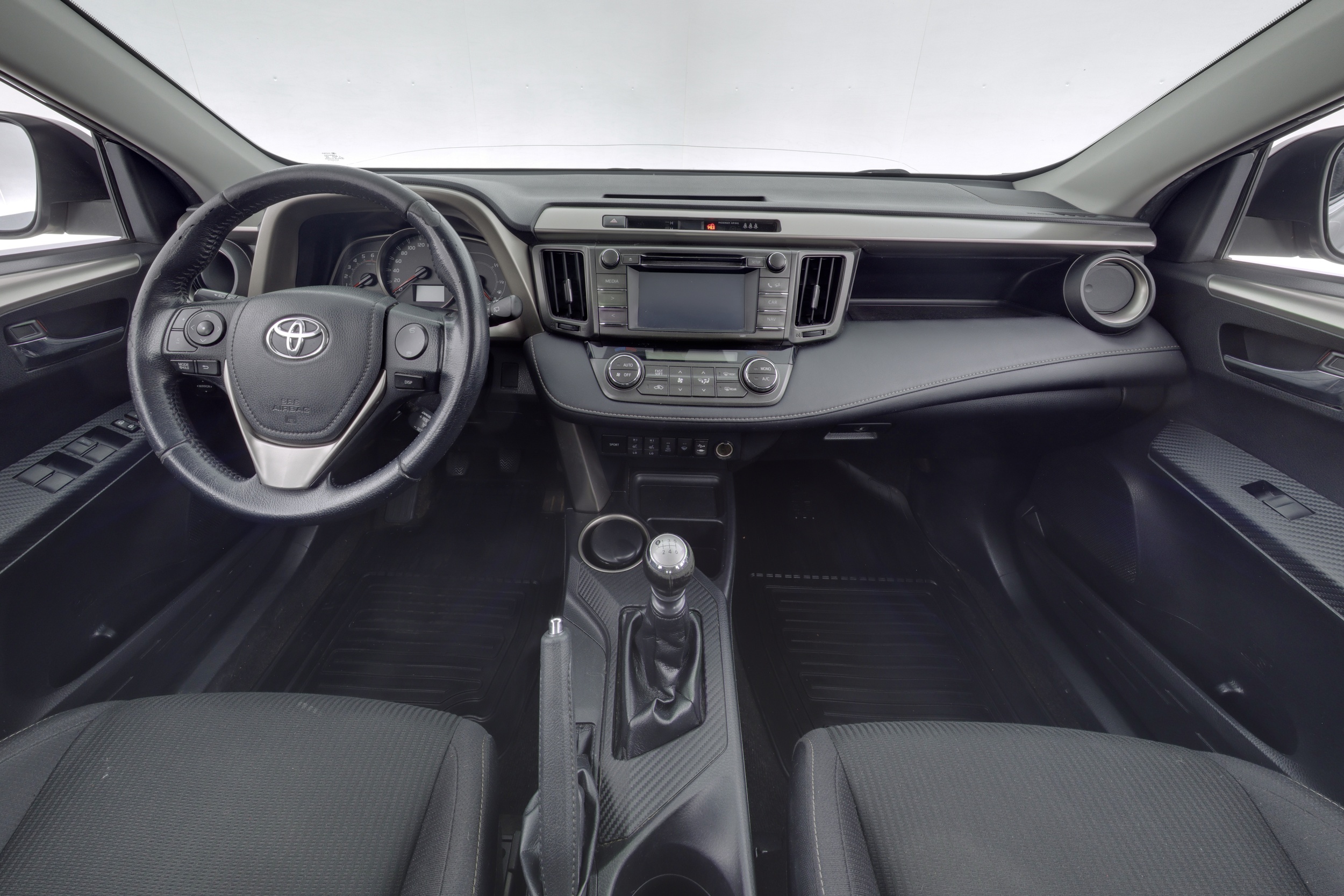 TOYOTA RAV4 7
