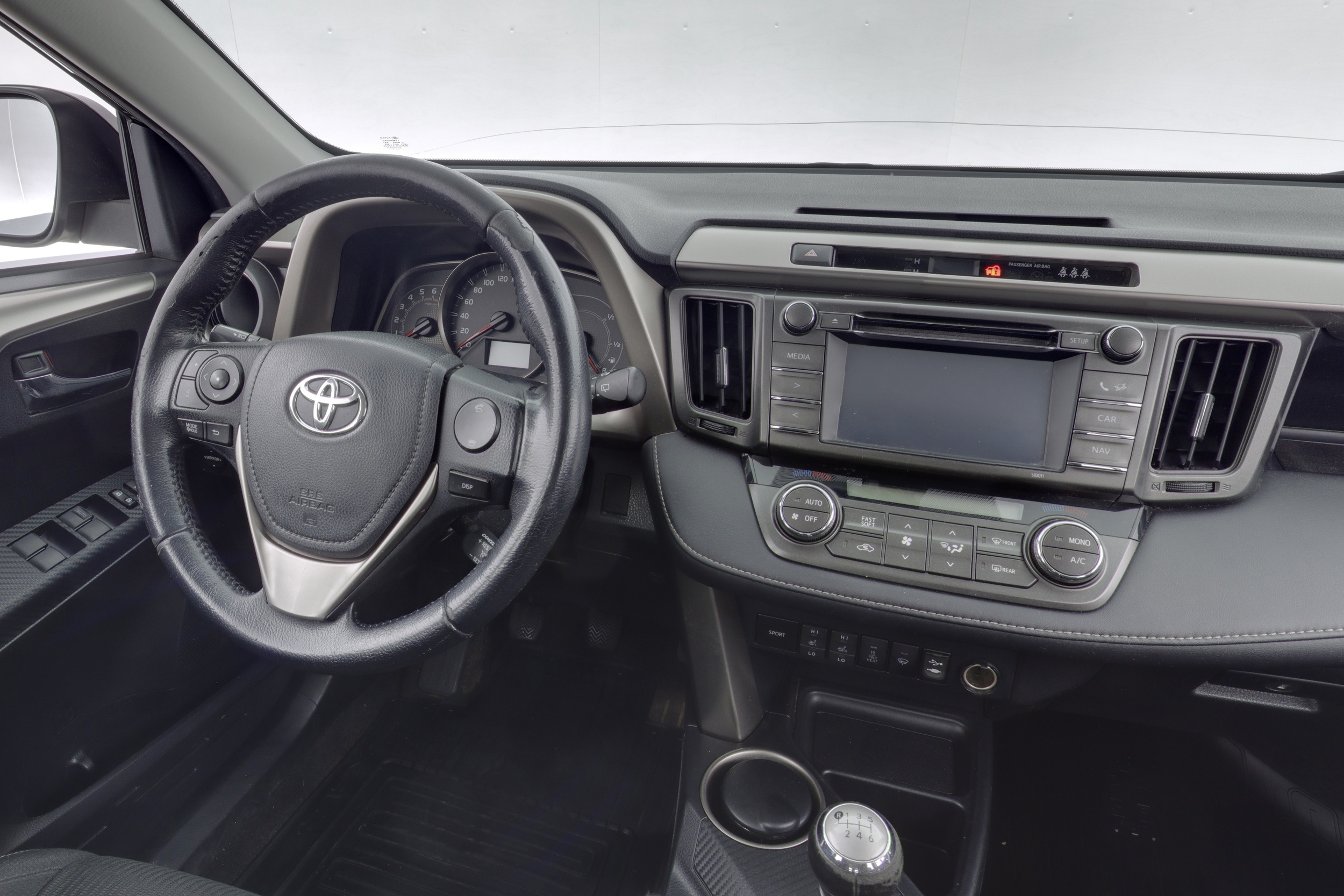 TOYOTA RAV4 8