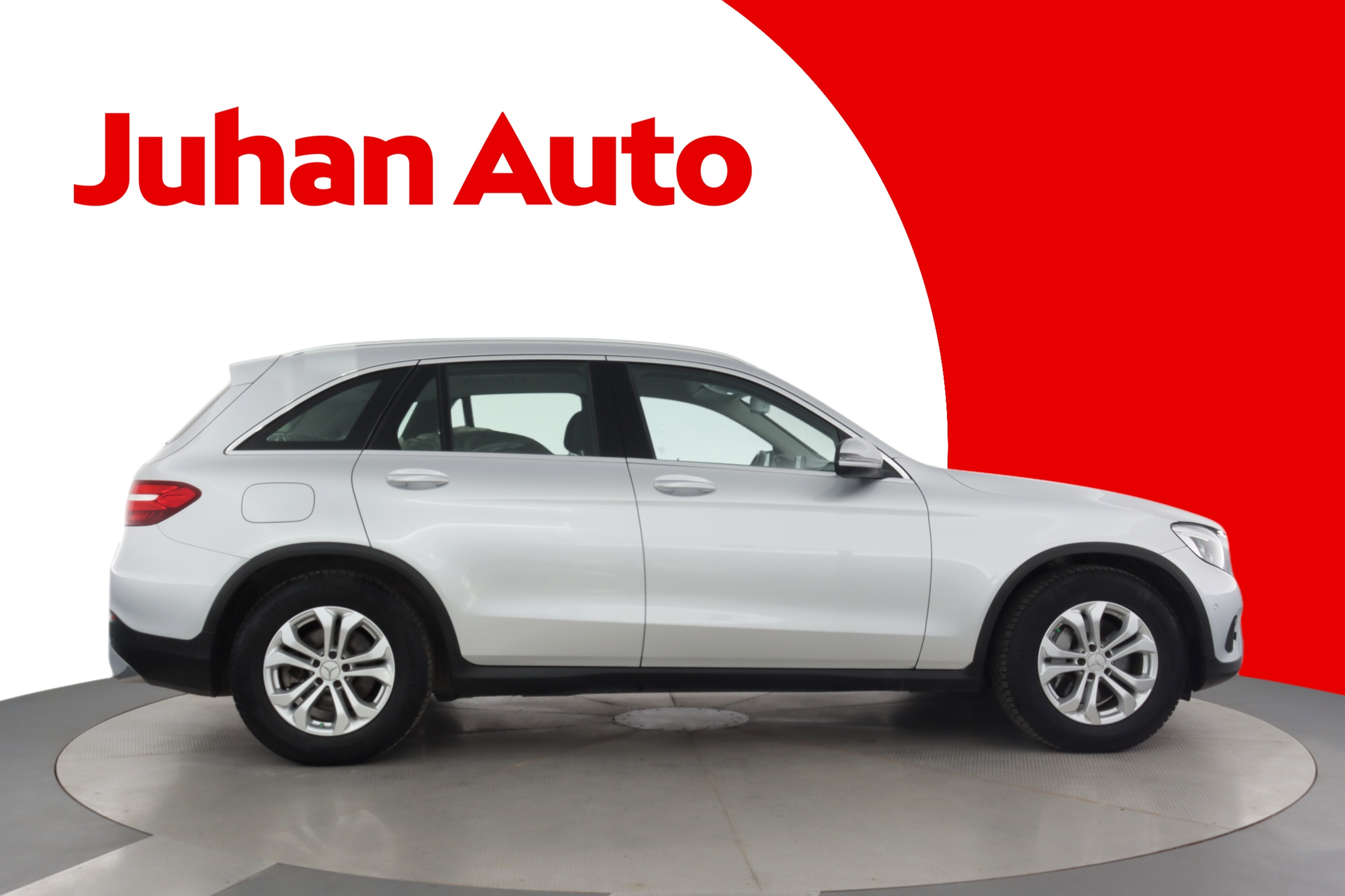 MERCEDES-BENZ GLC 2016