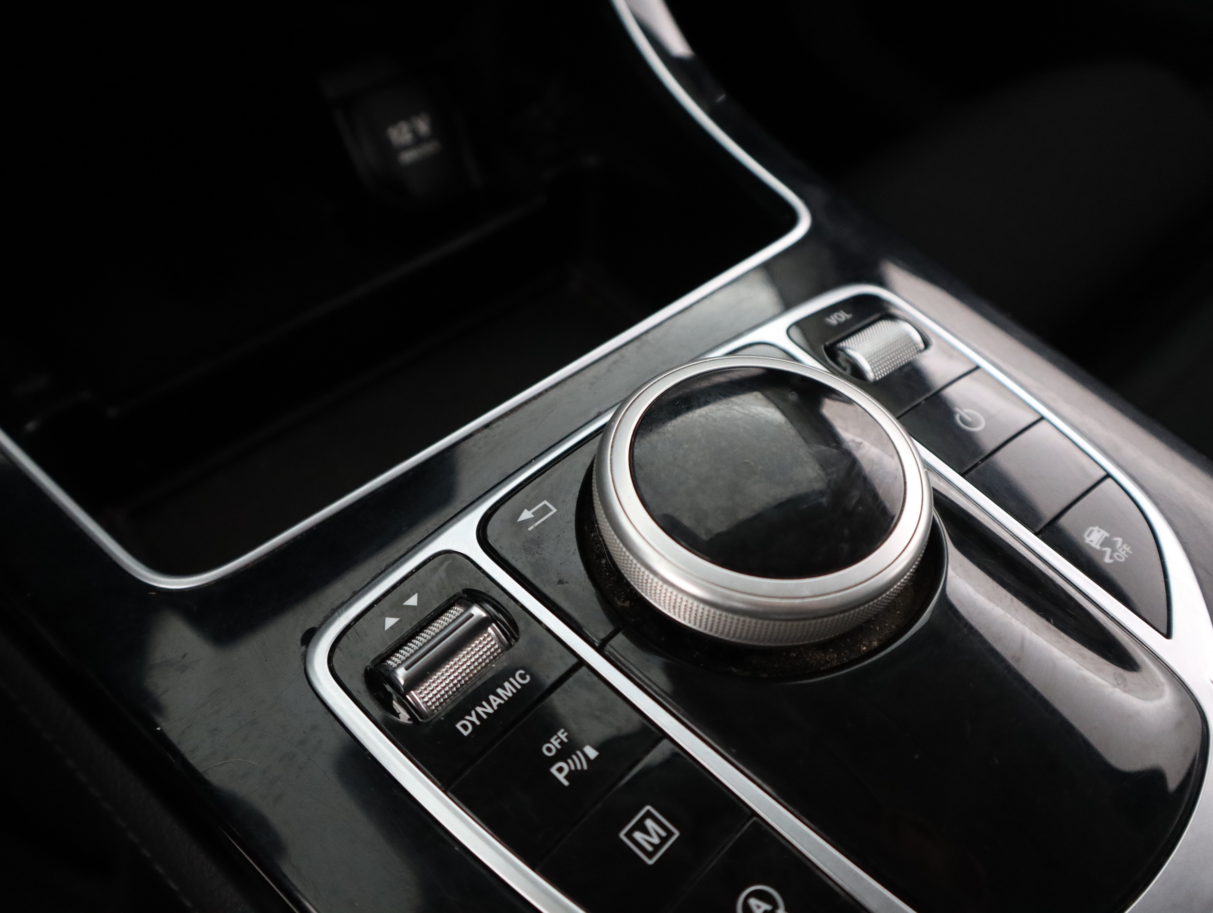 MERCEDES-BENZ GLC 2016