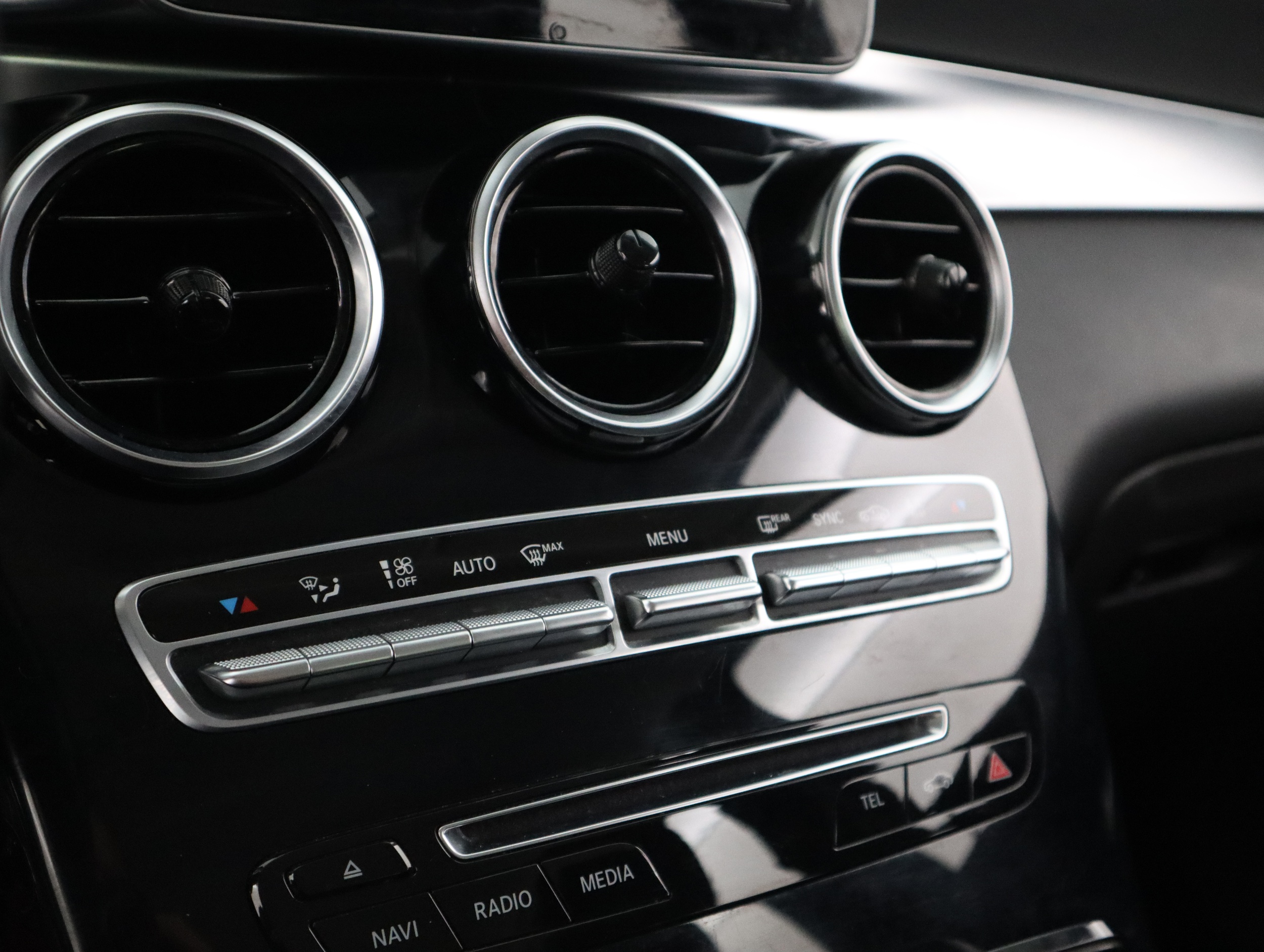 MERCEDES-BENZ GLC 2016