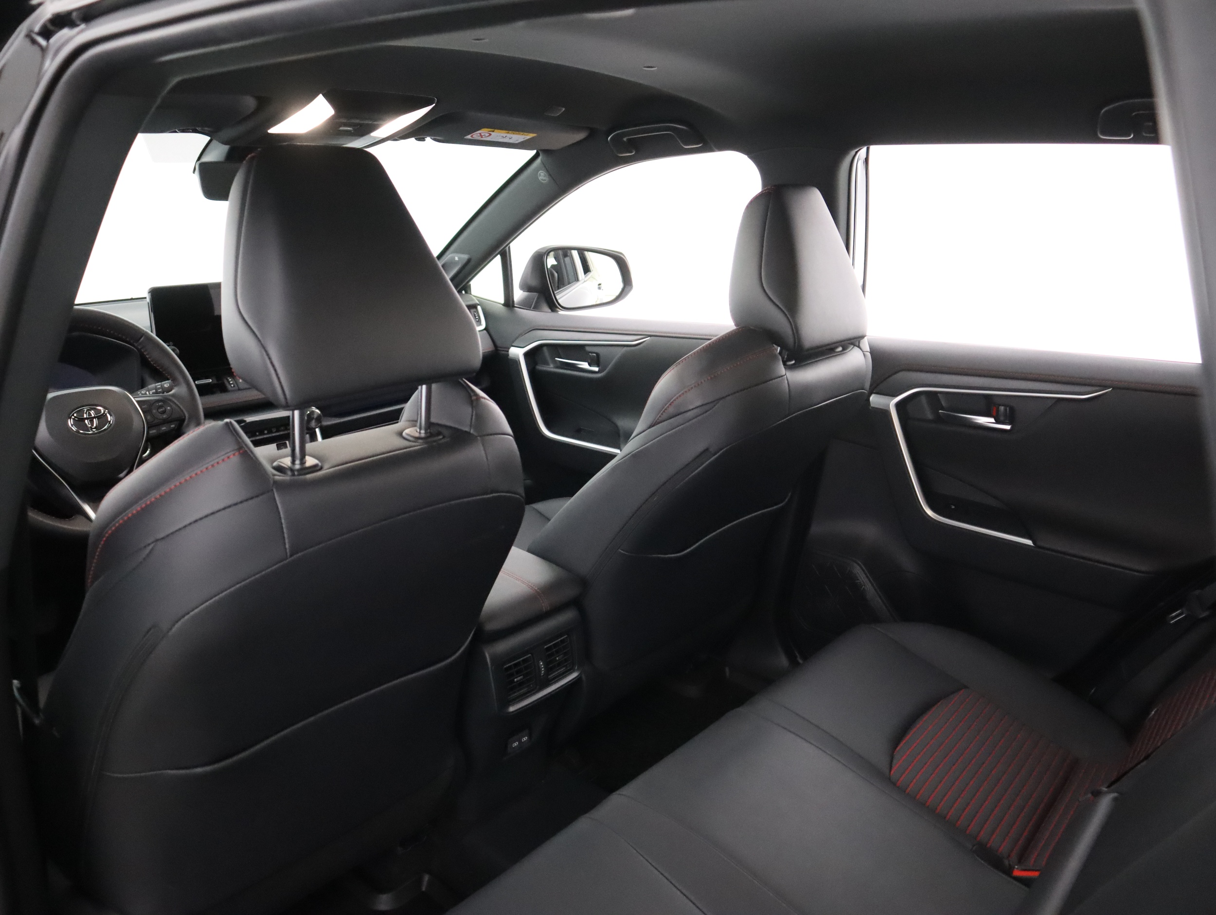 TOYOTA RAV4 Plug-in 2025