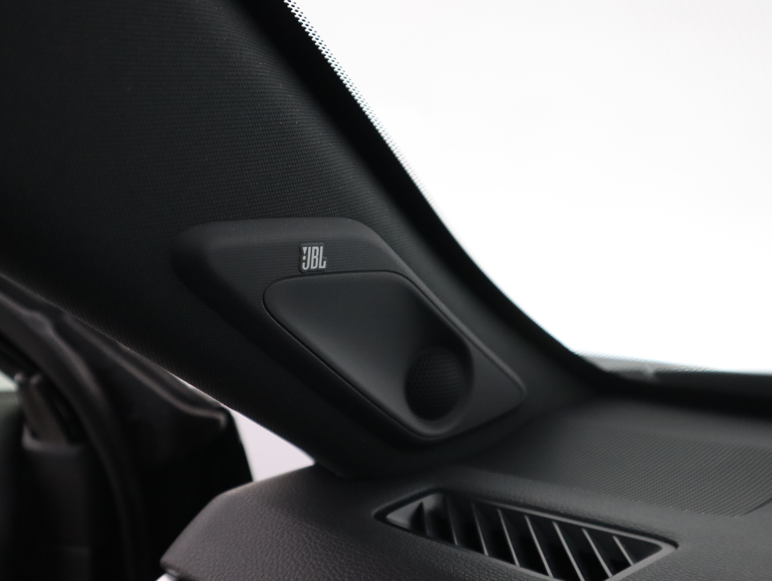 TOYOTA RAV4 Plug-in 2025